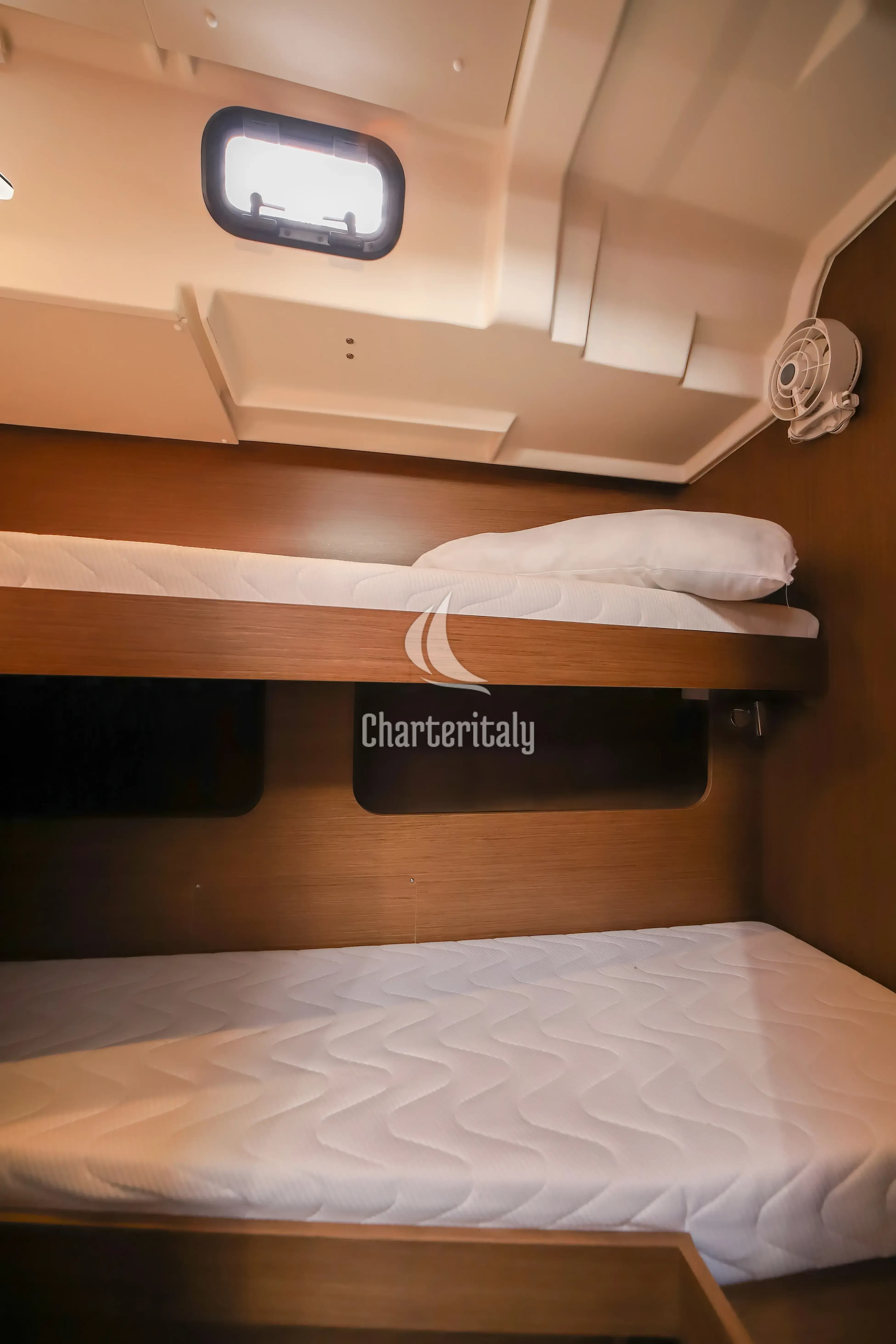Oceanis 51.1 - Artemide - Comfort line - 11