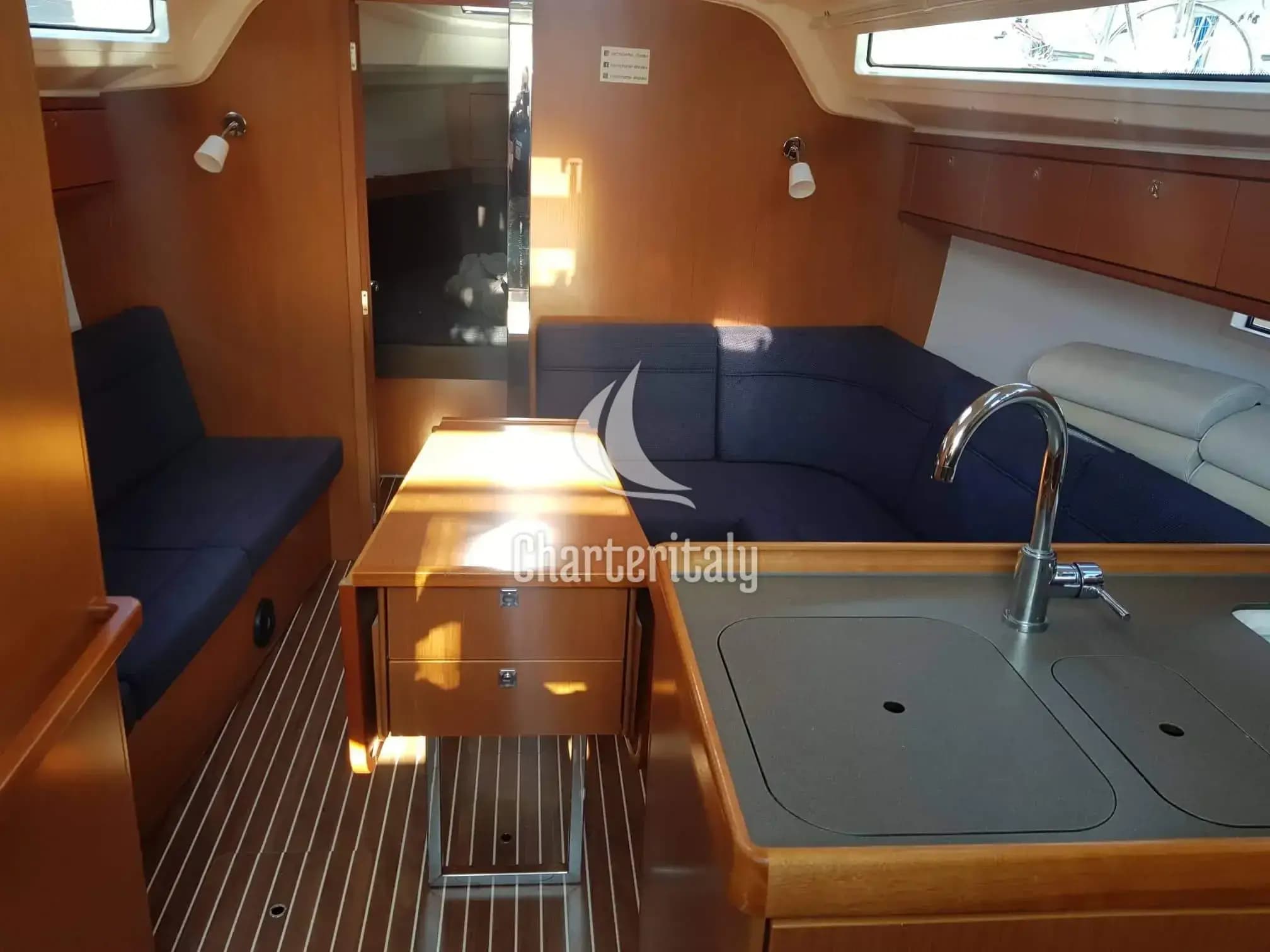 Bavaria 37 Cruiser - Nenemia - 10
