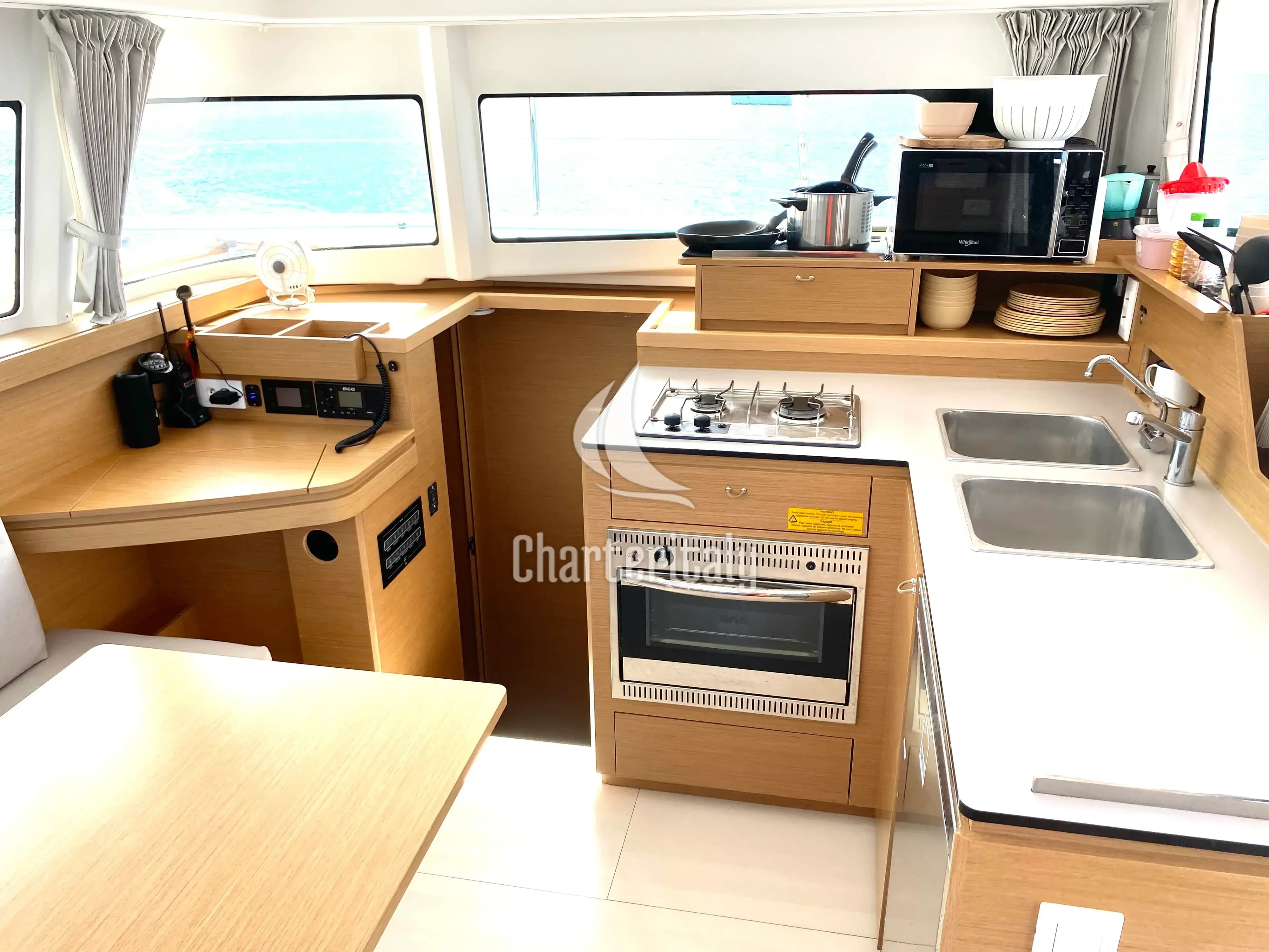 Excess 11 - OLOKUM Mallorca BAREBOAT - 15