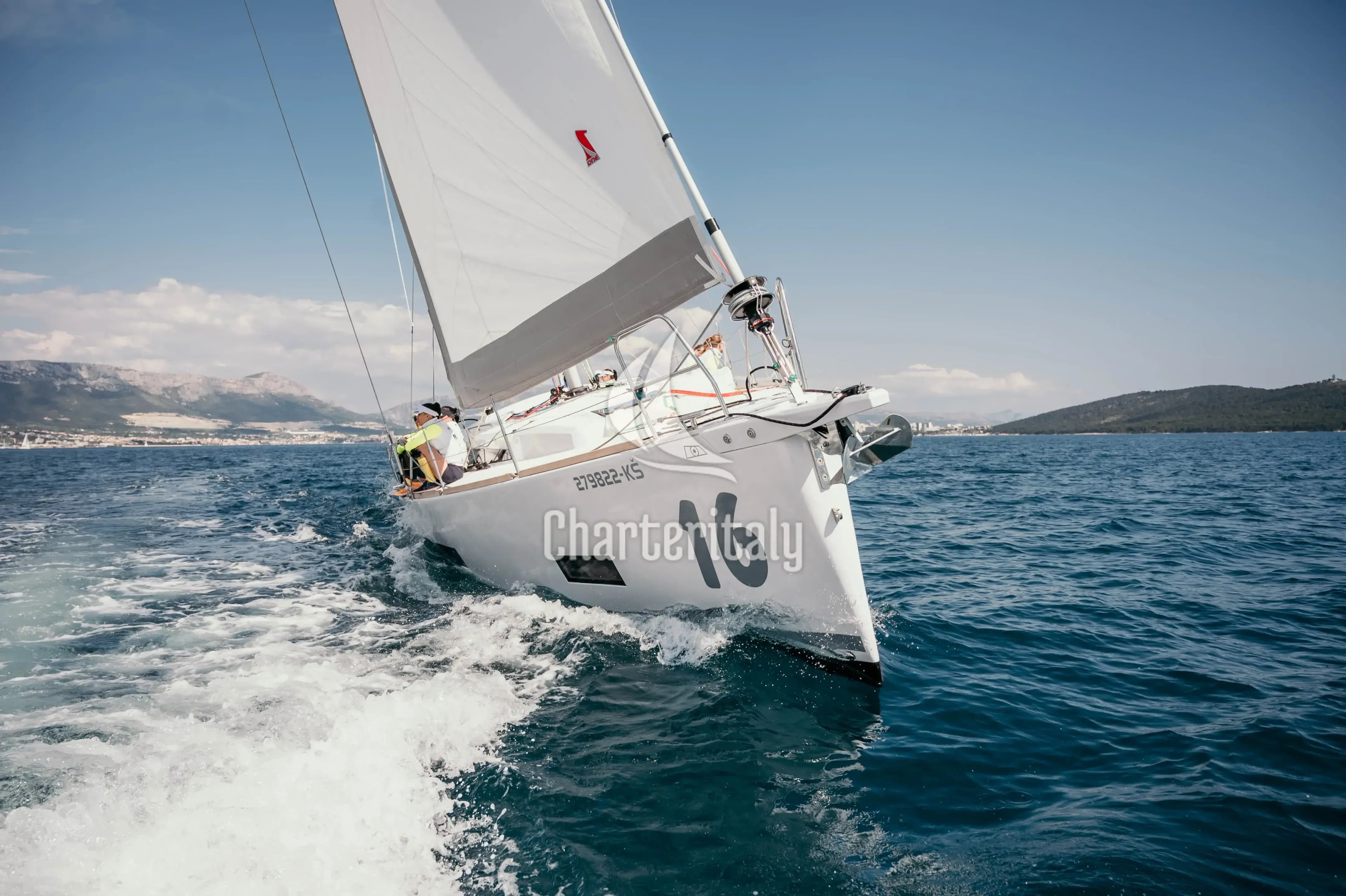 Salona 46 - AURA - 20