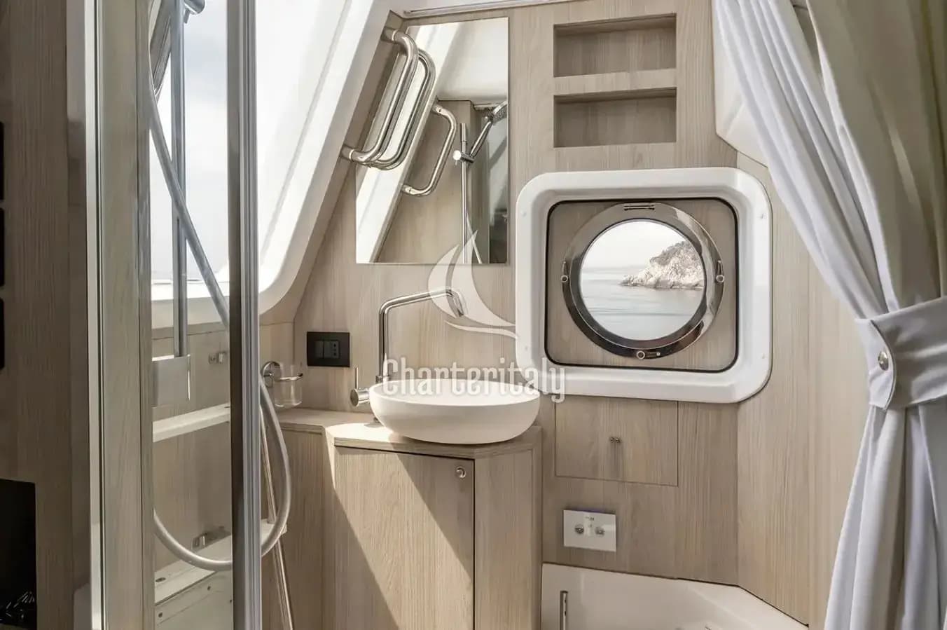 Azimut Magellano 60 - Amparito XIII - 21