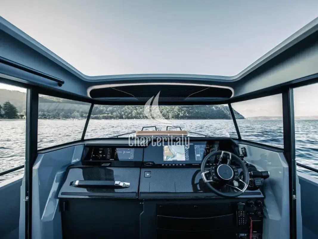 Axopar 37 XC Cross Cabin - Voreus - 10