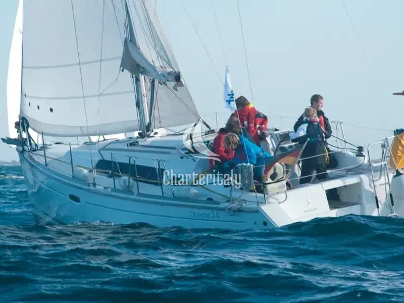 Oceanis 34 - Dizzy Lizzy - 3