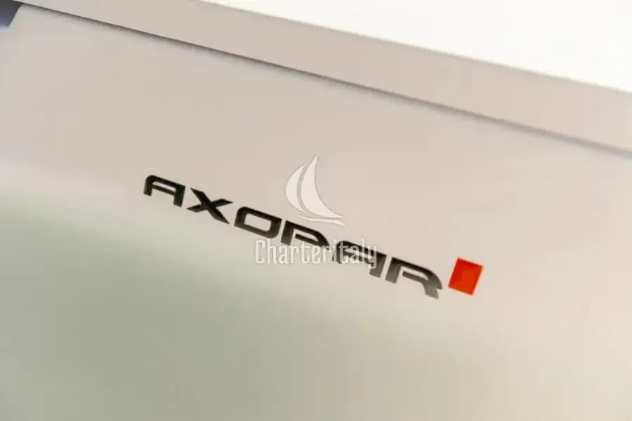 Axopar 37 XC Cross Cabin - MY CHARACTER - 10