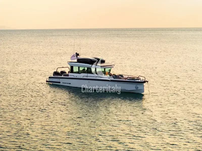 Axopar 37 XC Cross Cabin - MY CHARACTER - 31
