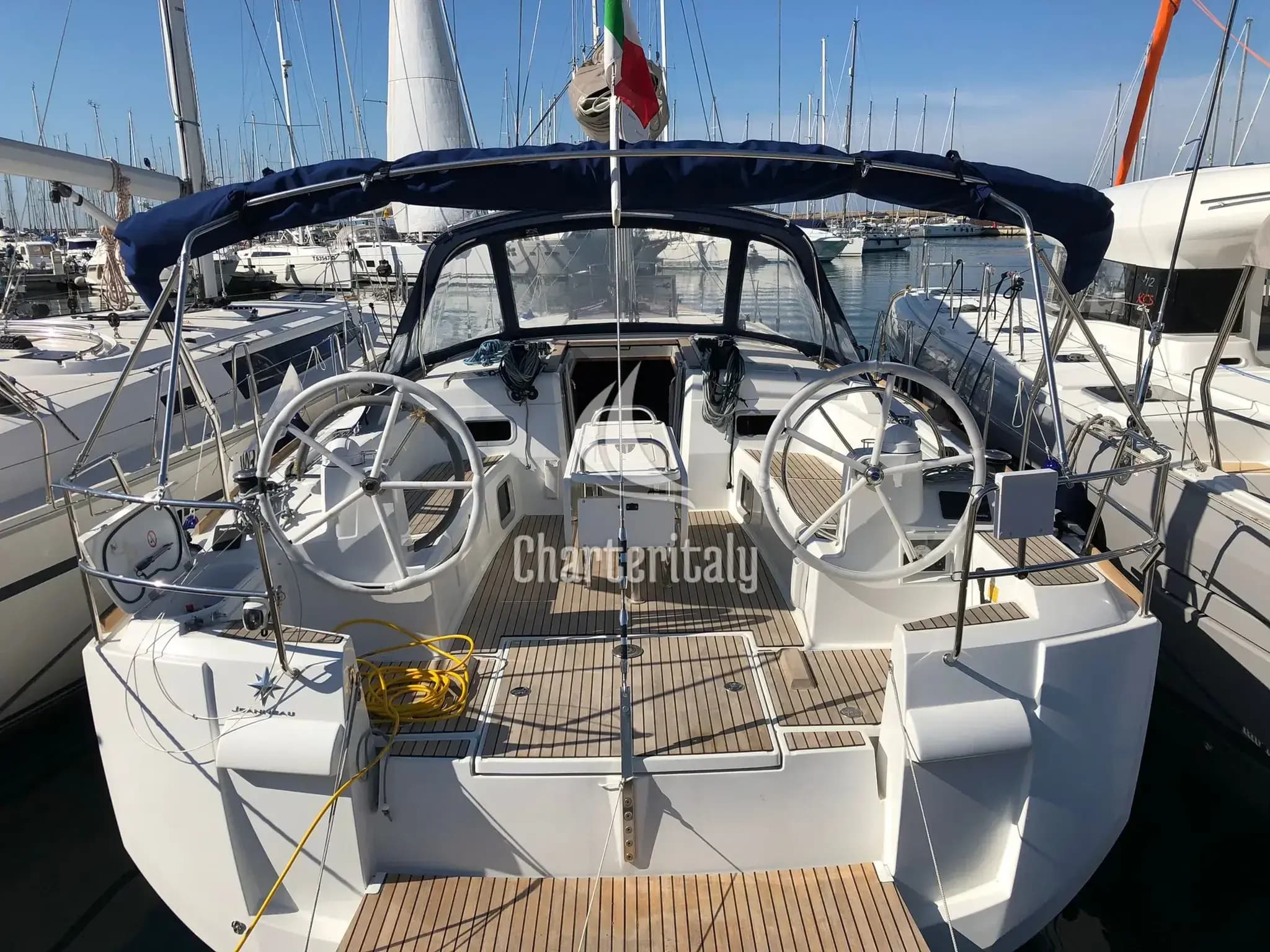 Sun Odyssey 519 - Giuncatello - 1