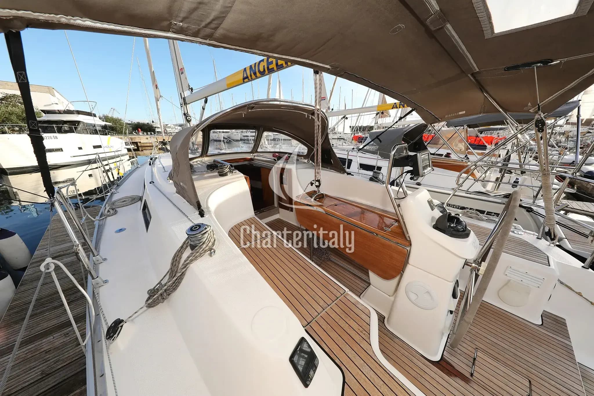 Bavaria Cruiser 33 - Dolce Vita - 5