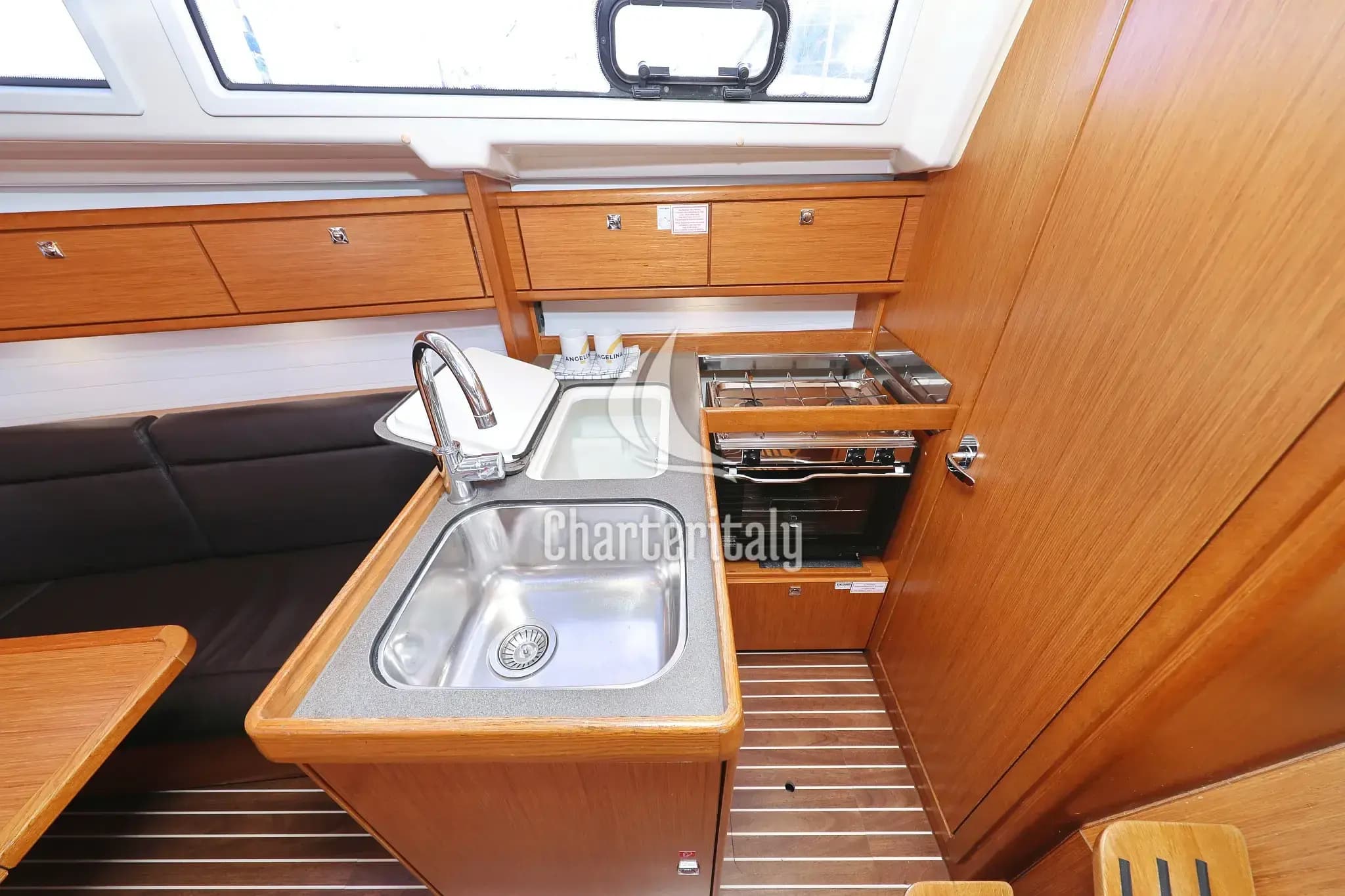 Bavaria Cruiser 33 - Dolce Vita - 37