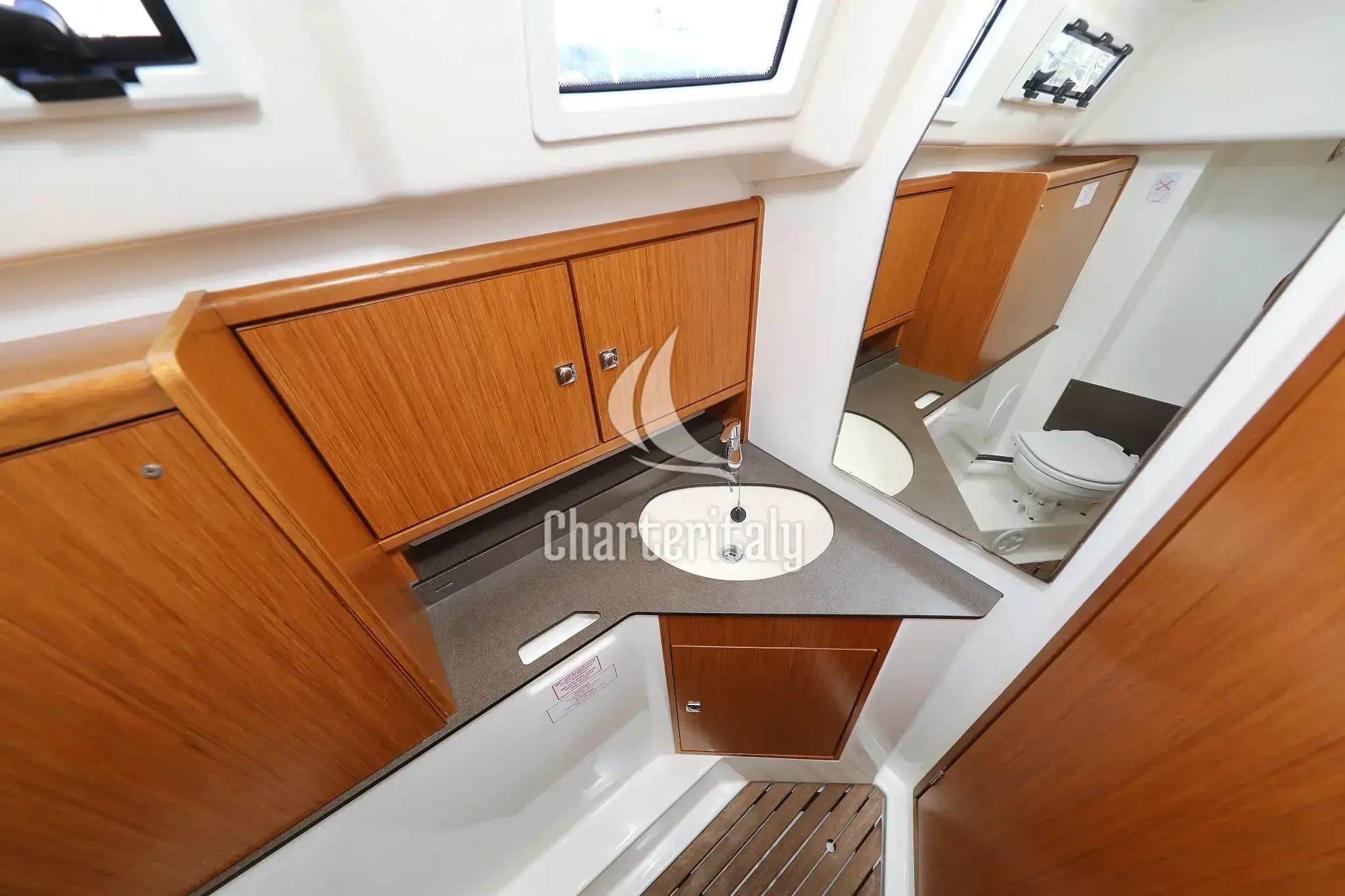 Bavaria Cruiser 33 - Dolce Vita - 36