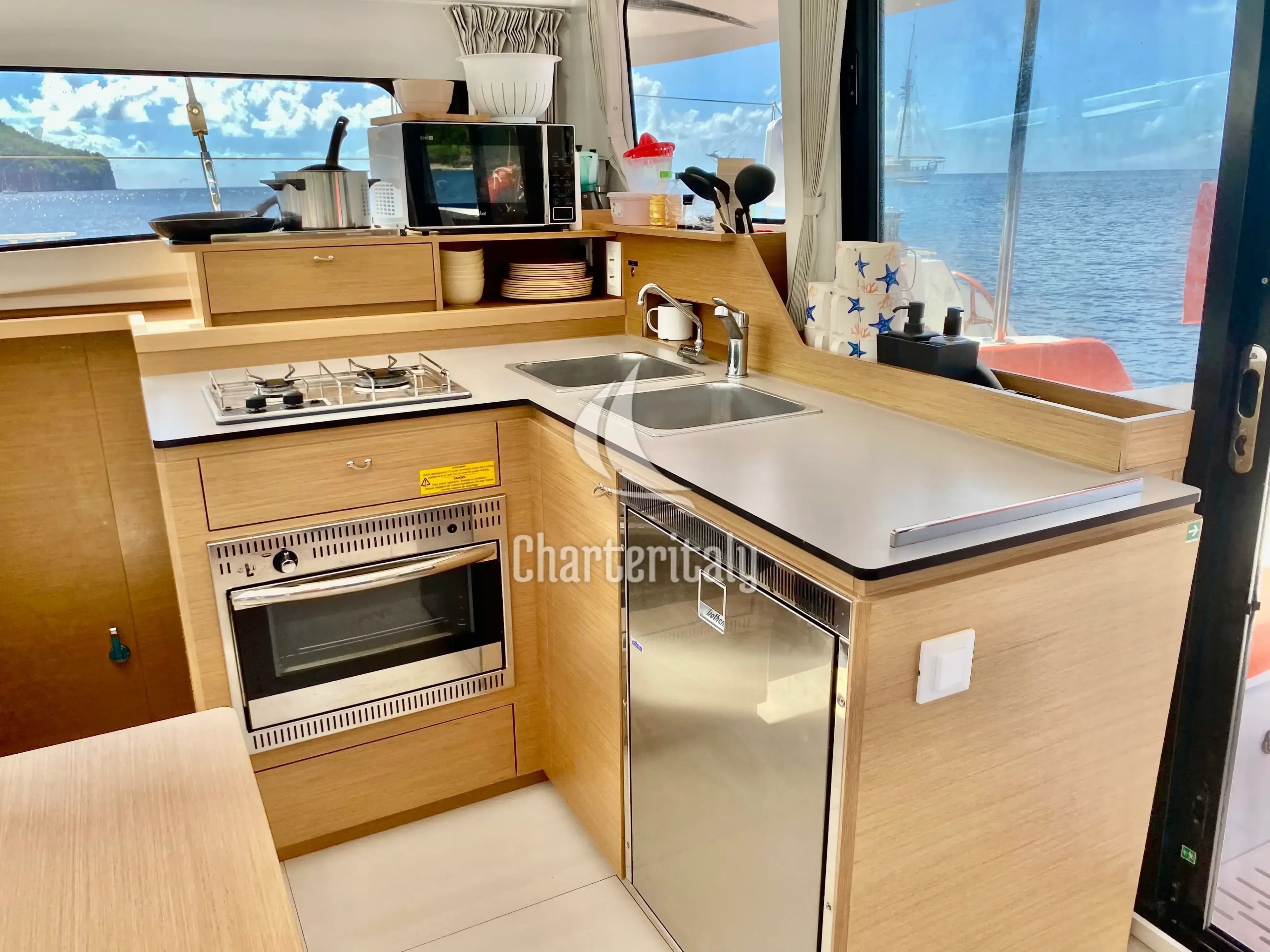 Excess 11 - OLOKUM Denia CREWED - 22