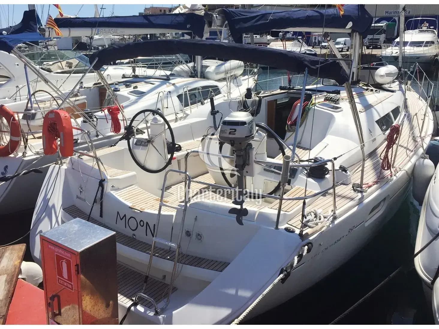 Sun Odyssey 39i - MOoN - 1