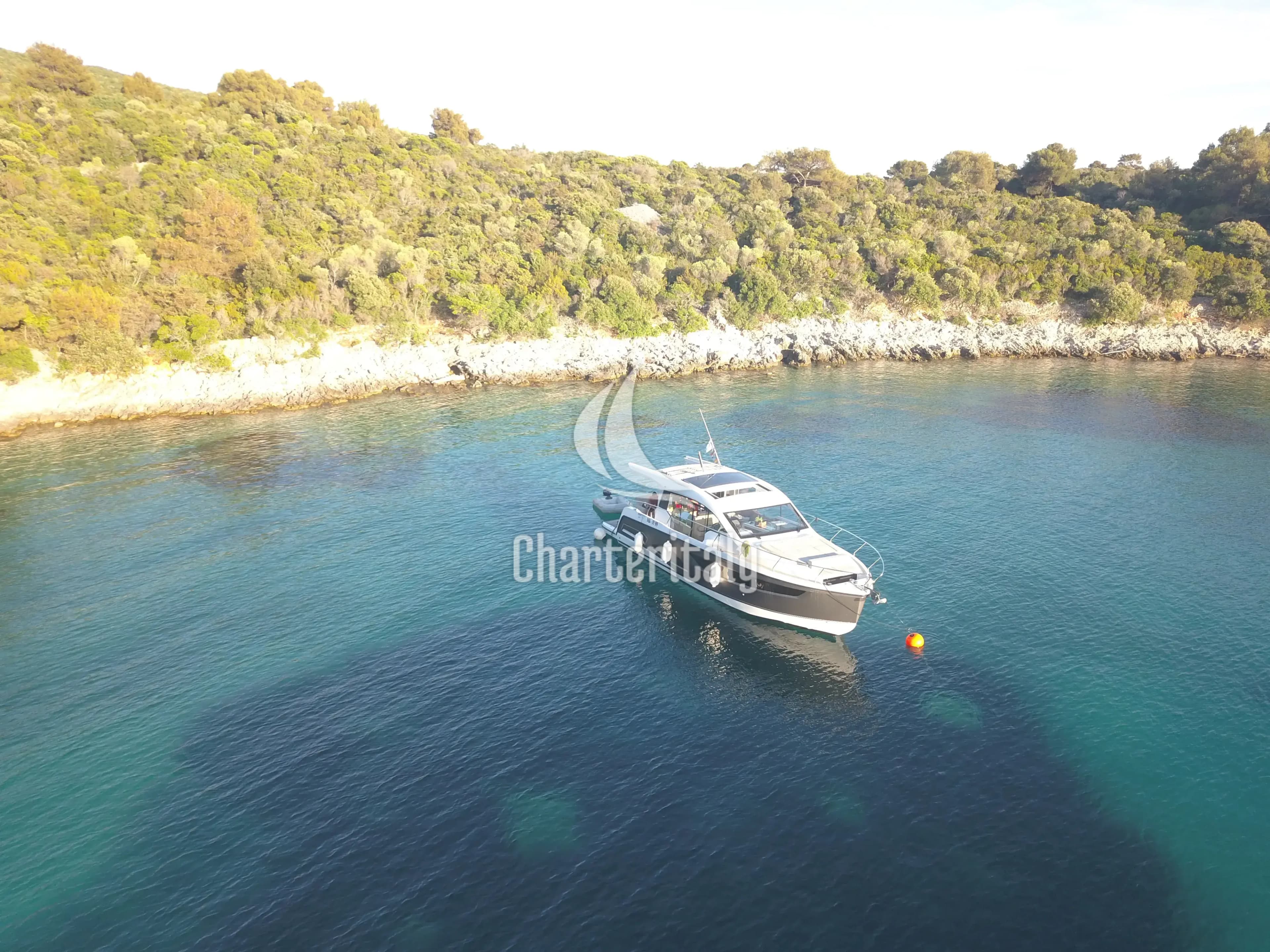 Sealine C390 - Ecstasea - 12