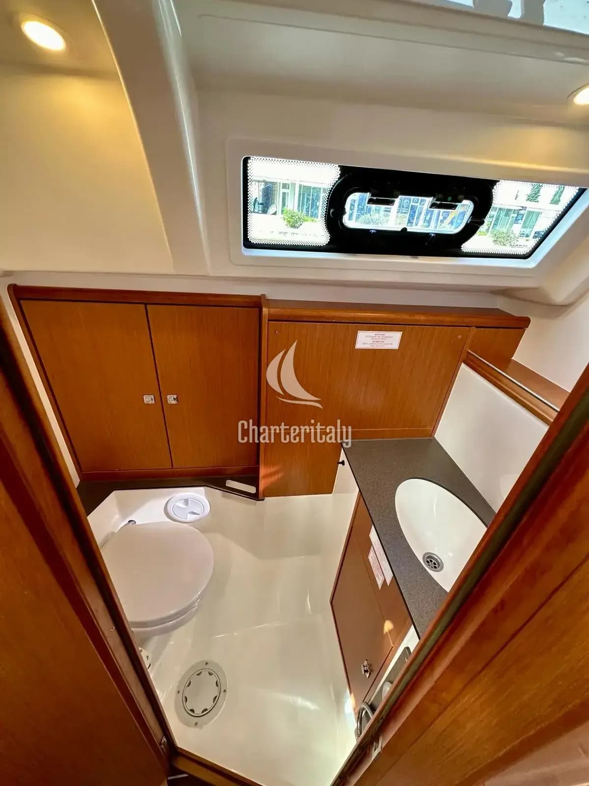Bavaria Cruiser 37 - Emerald - 6