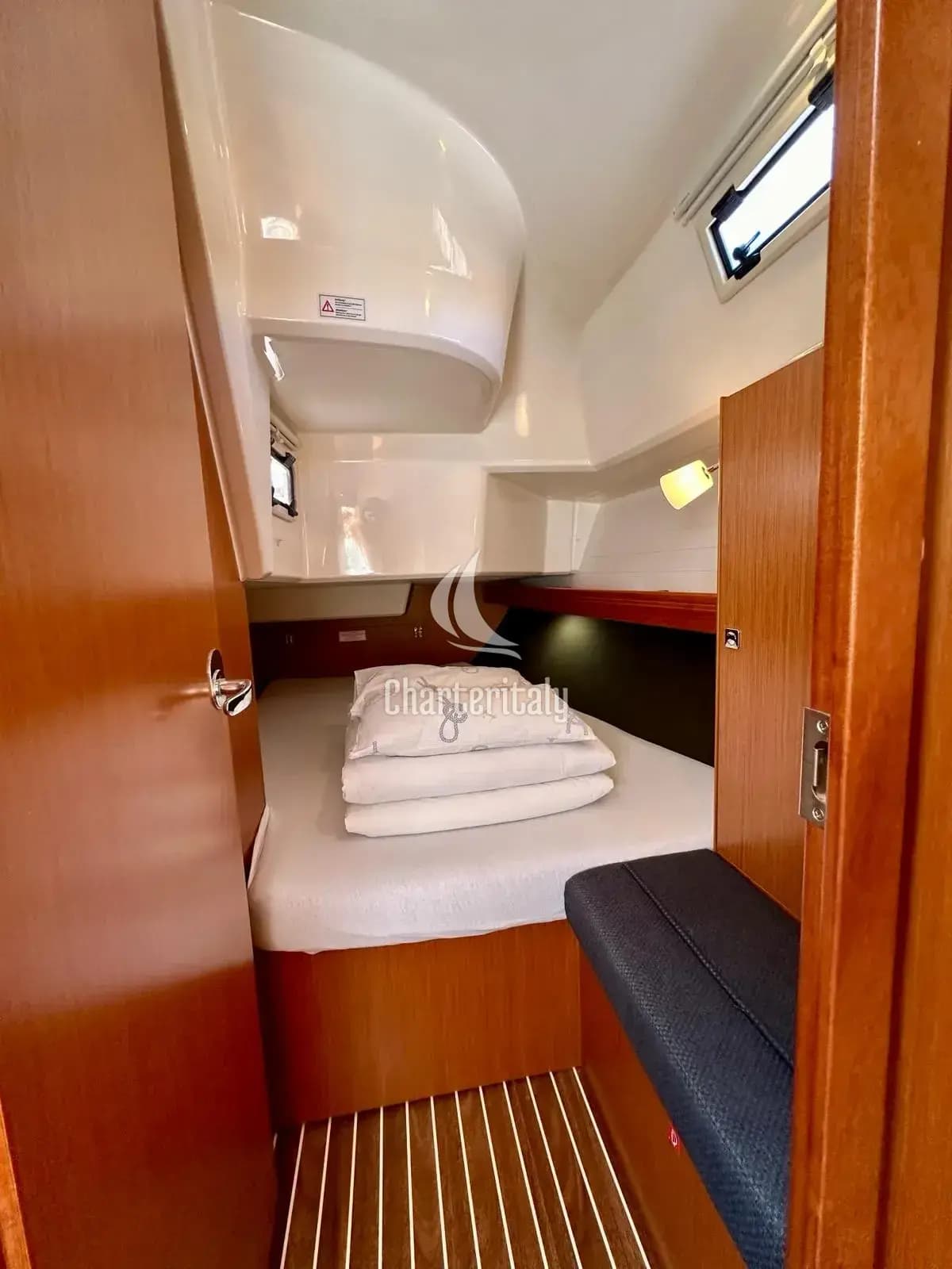 Bavaria Cruiser 37 - Emerald - 5