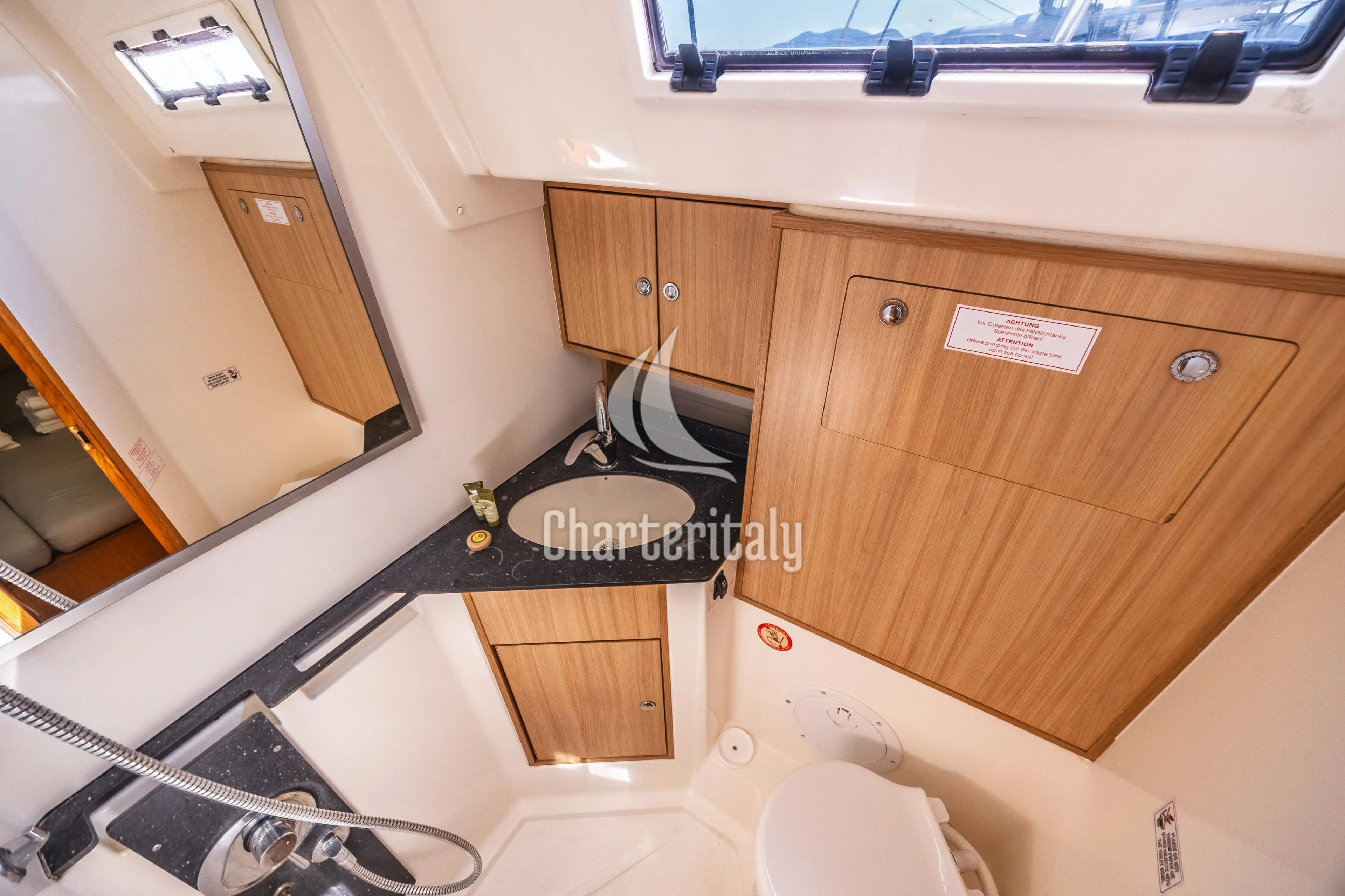 Bavaria Cruiser 45 - 4 cab. - Acrux - 26