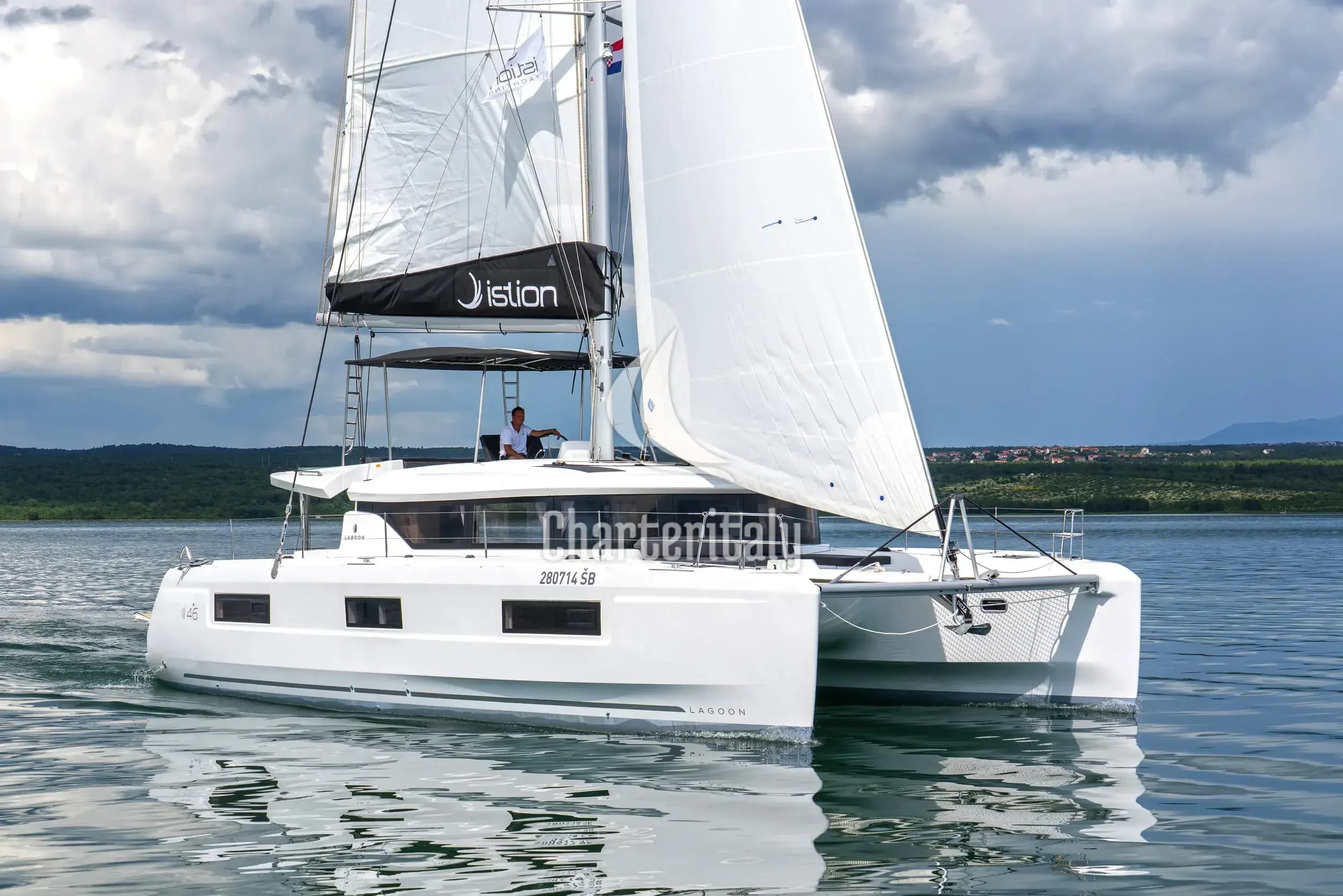 Lagoon 46 - 4 + 2 cab. - First Care - 11