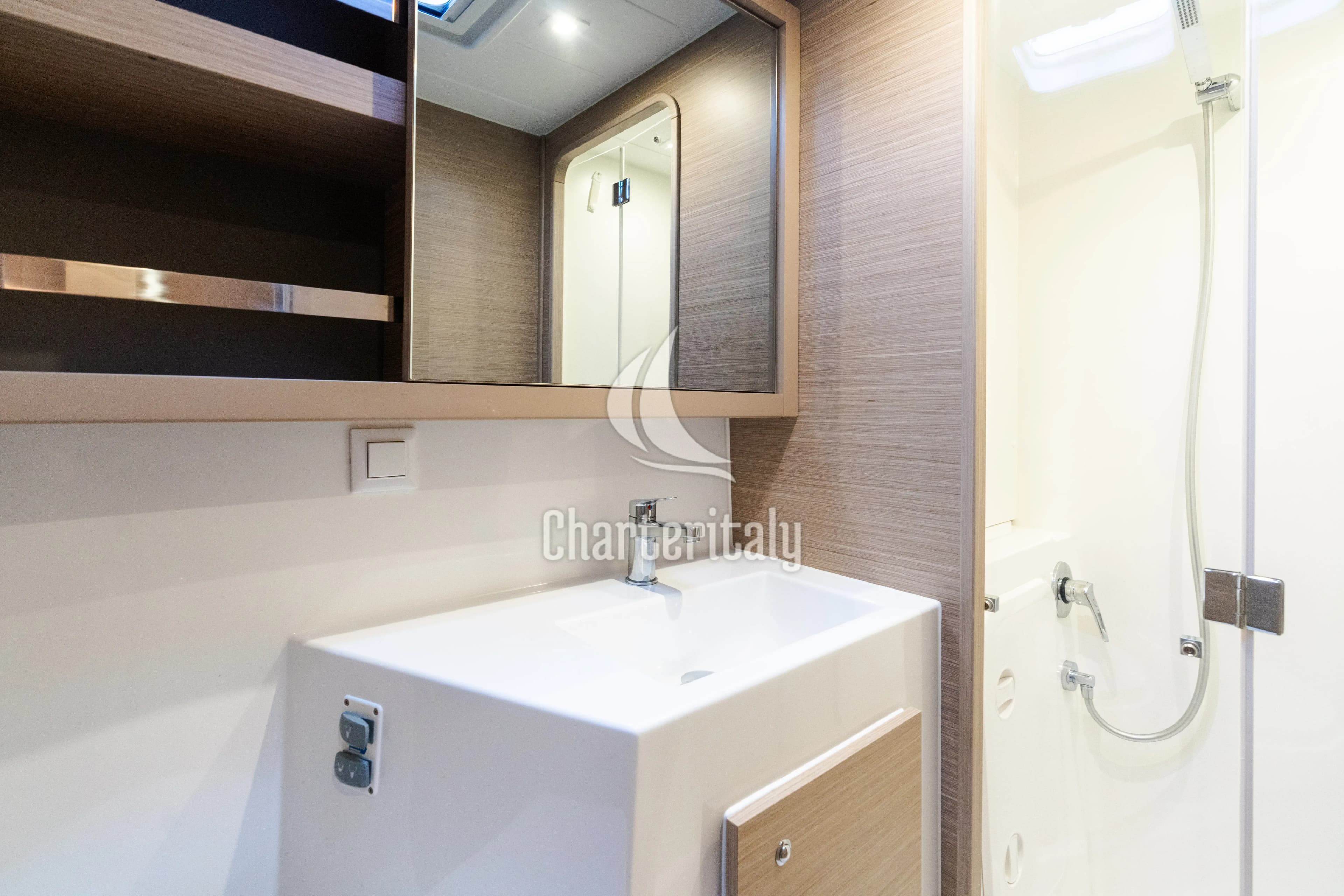 Lagoon 42 - Sirius - Comfort Line - 23