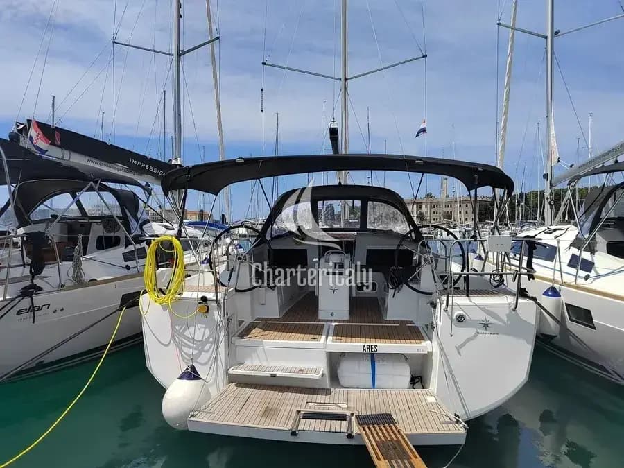 Sun Odyssey 440 - Ares - 1