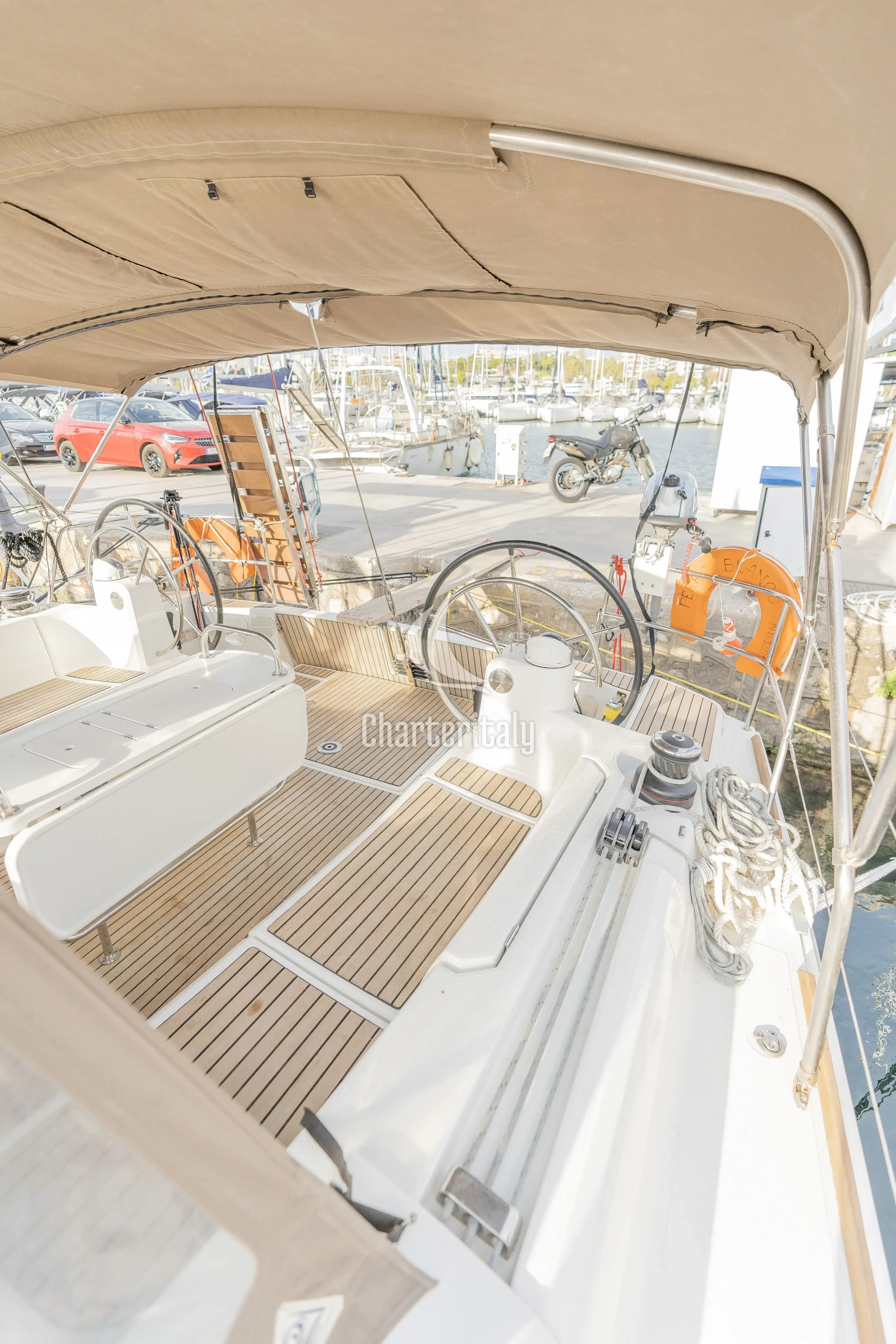 Sun Odyssey 519 - PERRO BLANCO - 12