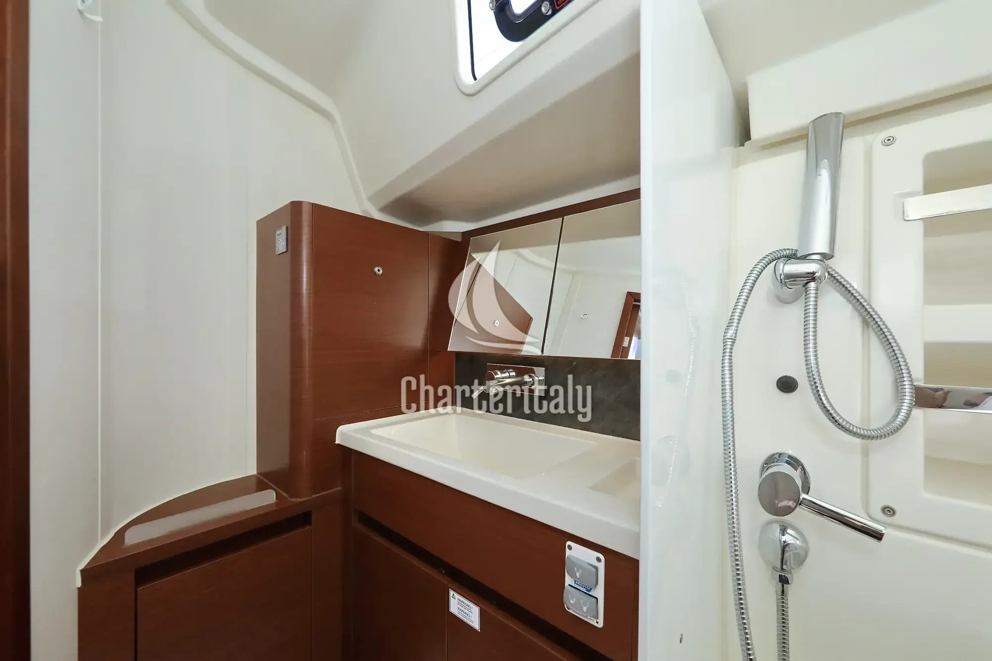 Hanse 418 - NIKE - 29