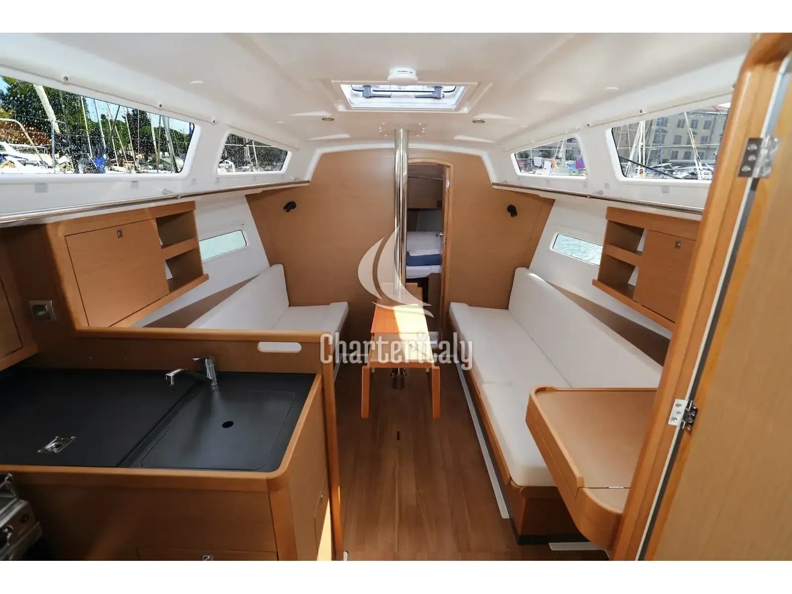 Sun Odyssey 319 - Tatjana - 10