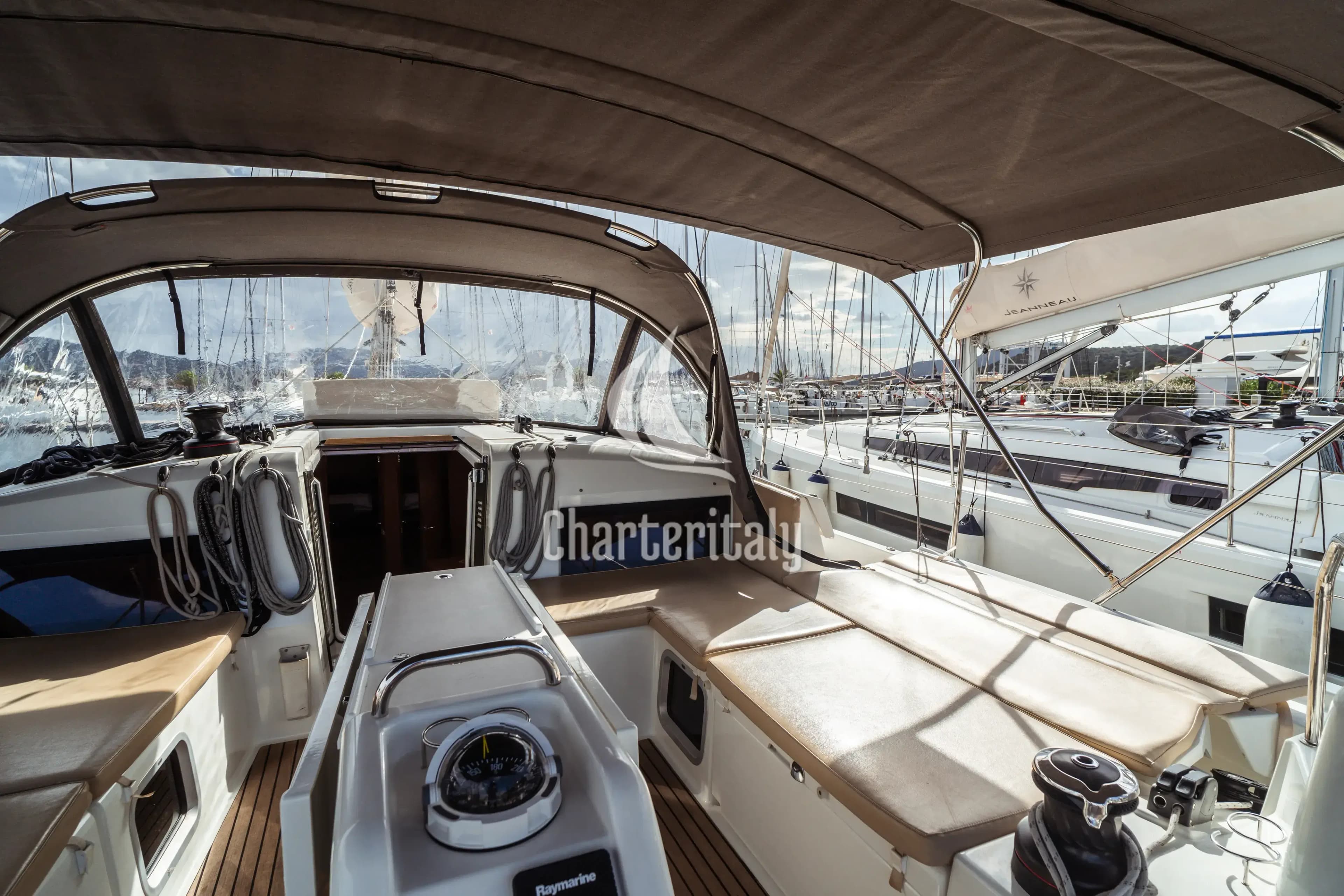 Sun Odyssey 490 - Aurora - 12