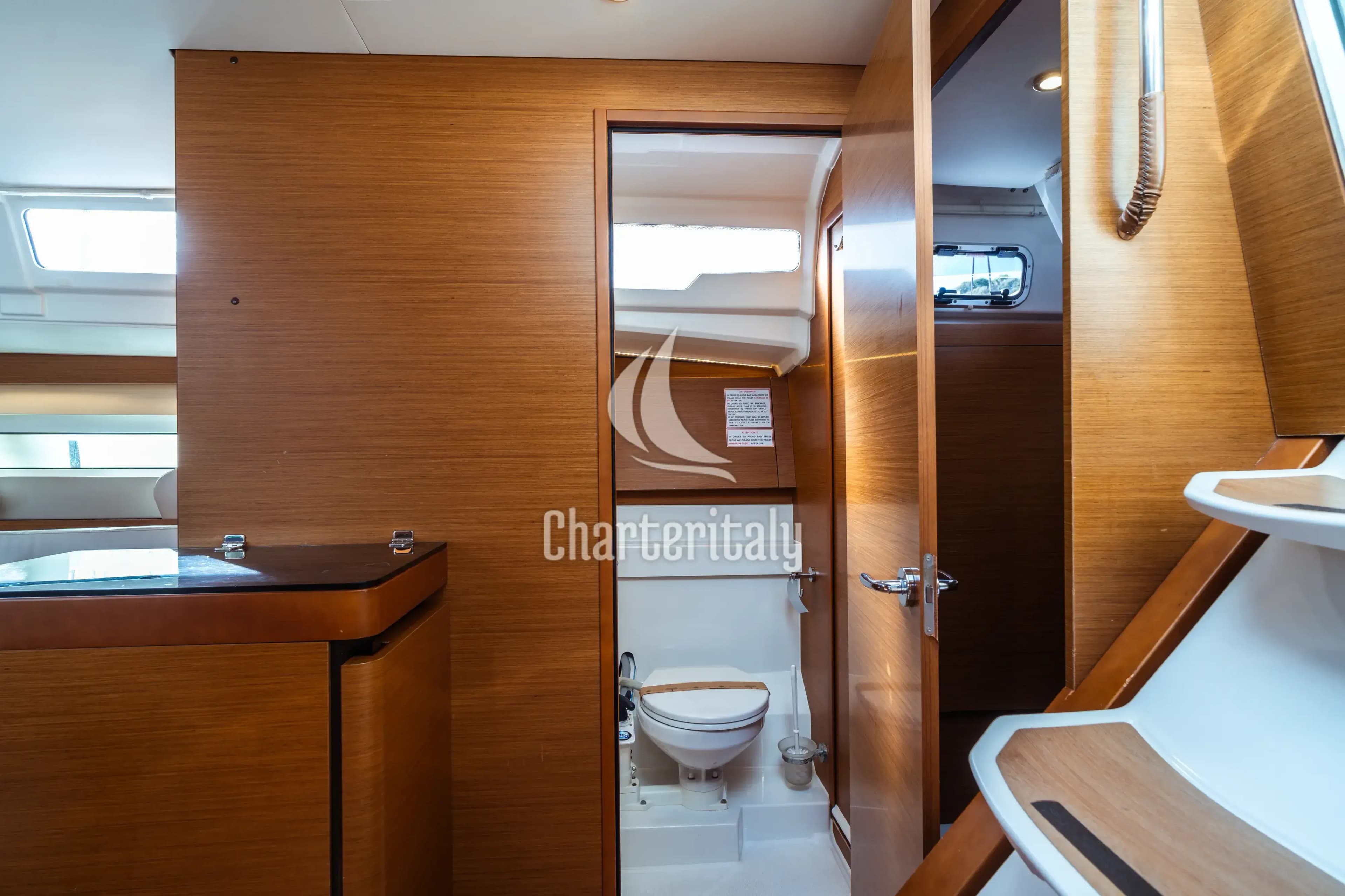 Sun Odyssey 490 - Aurora - 8