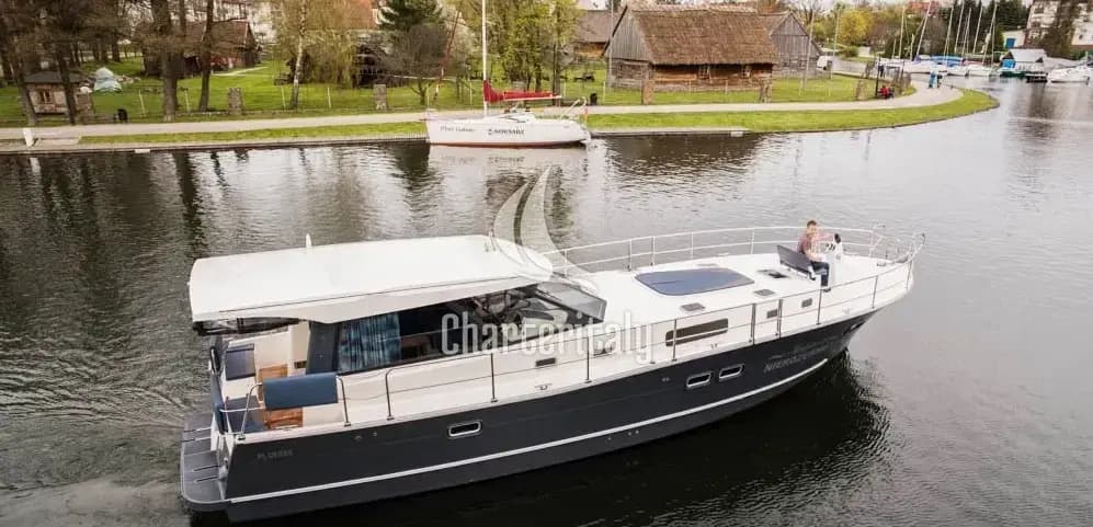 Nautika 1300 - Nautika 1300 LUX - 14