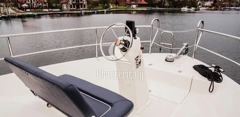 Nautika 1300 - Nautika 1300 LUX - 12