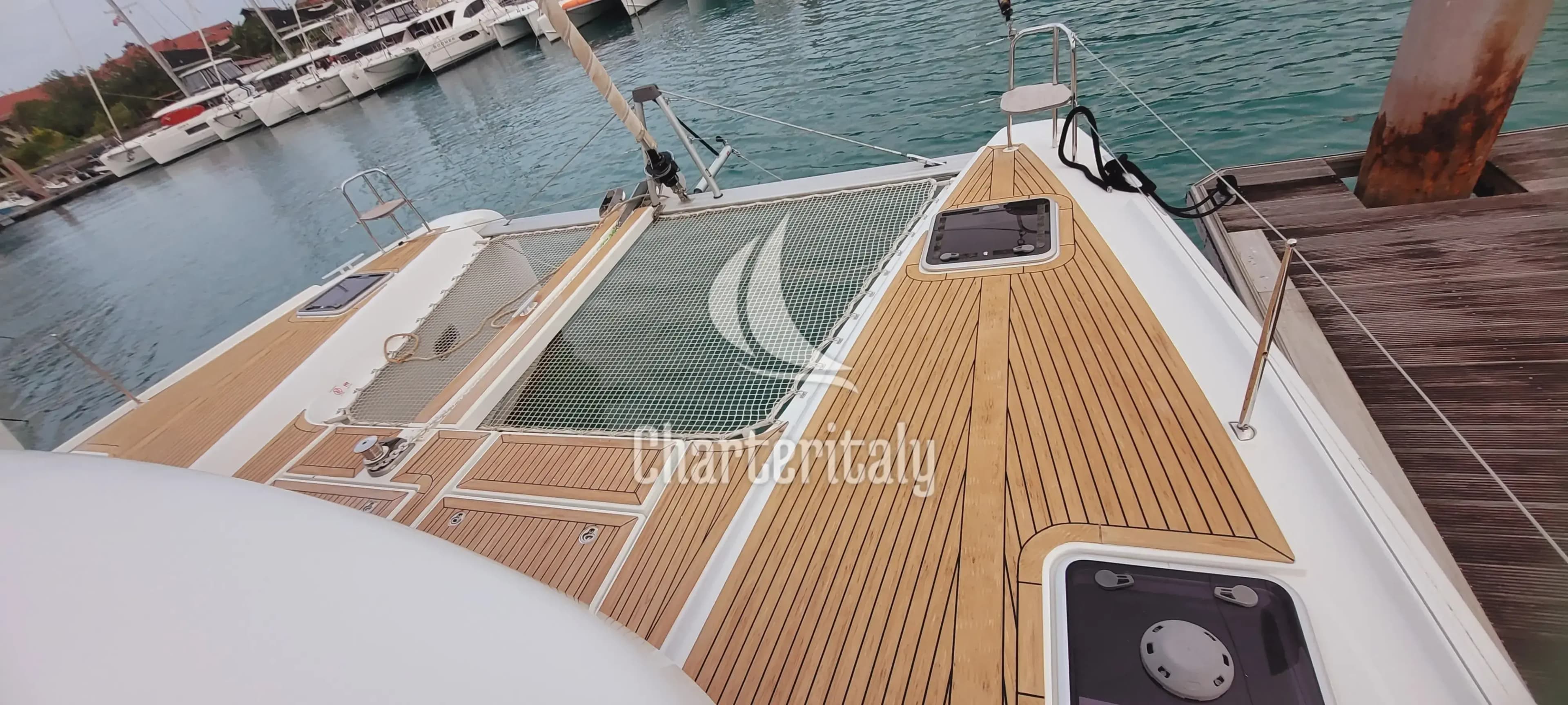 Lagoon 42 - Best Love - 5