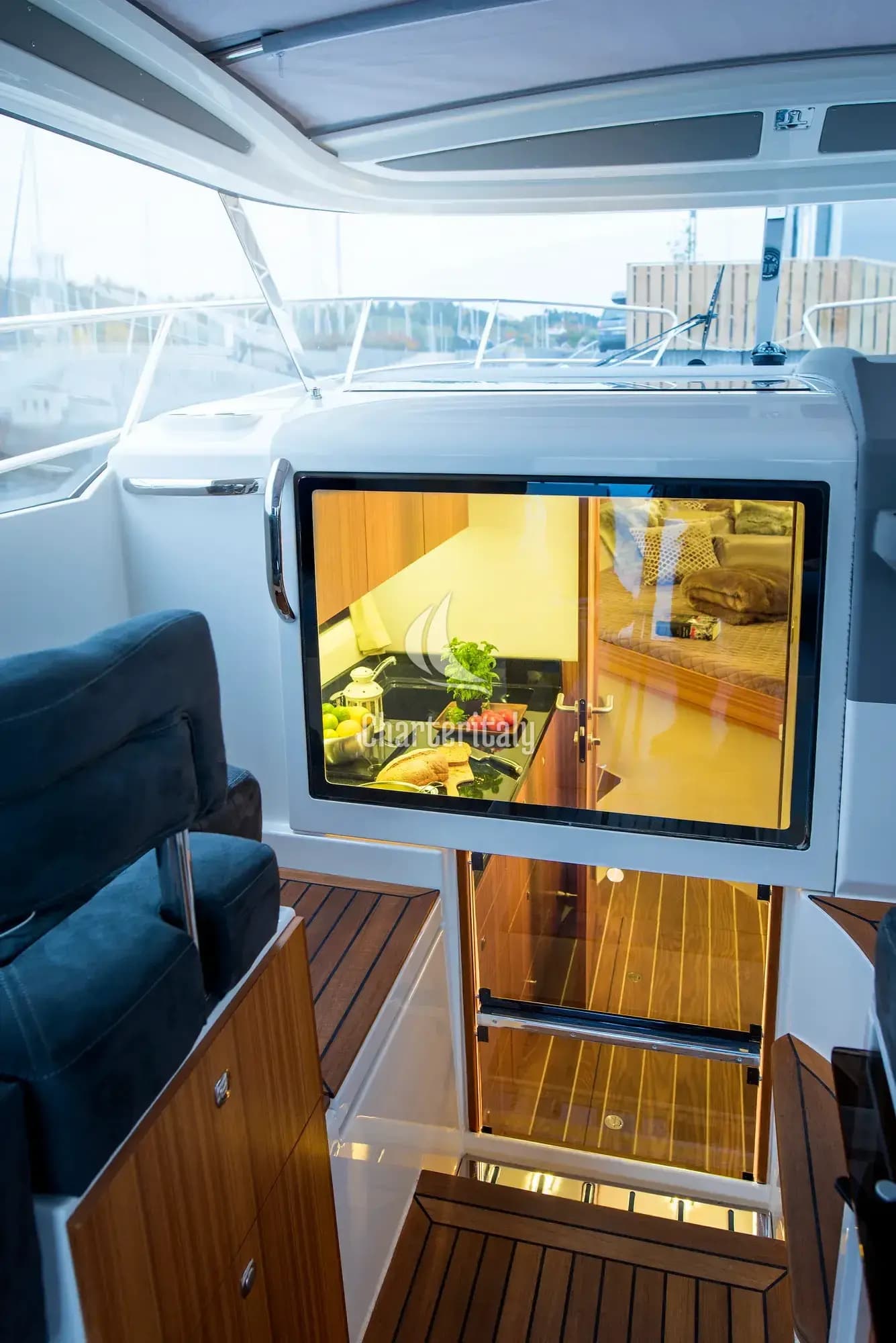 Marex 310 Sun Cruiser - Pepper - 3