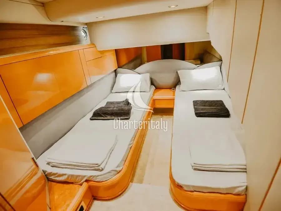 Fairline Squadron 55 - Efe Bey E - 11
