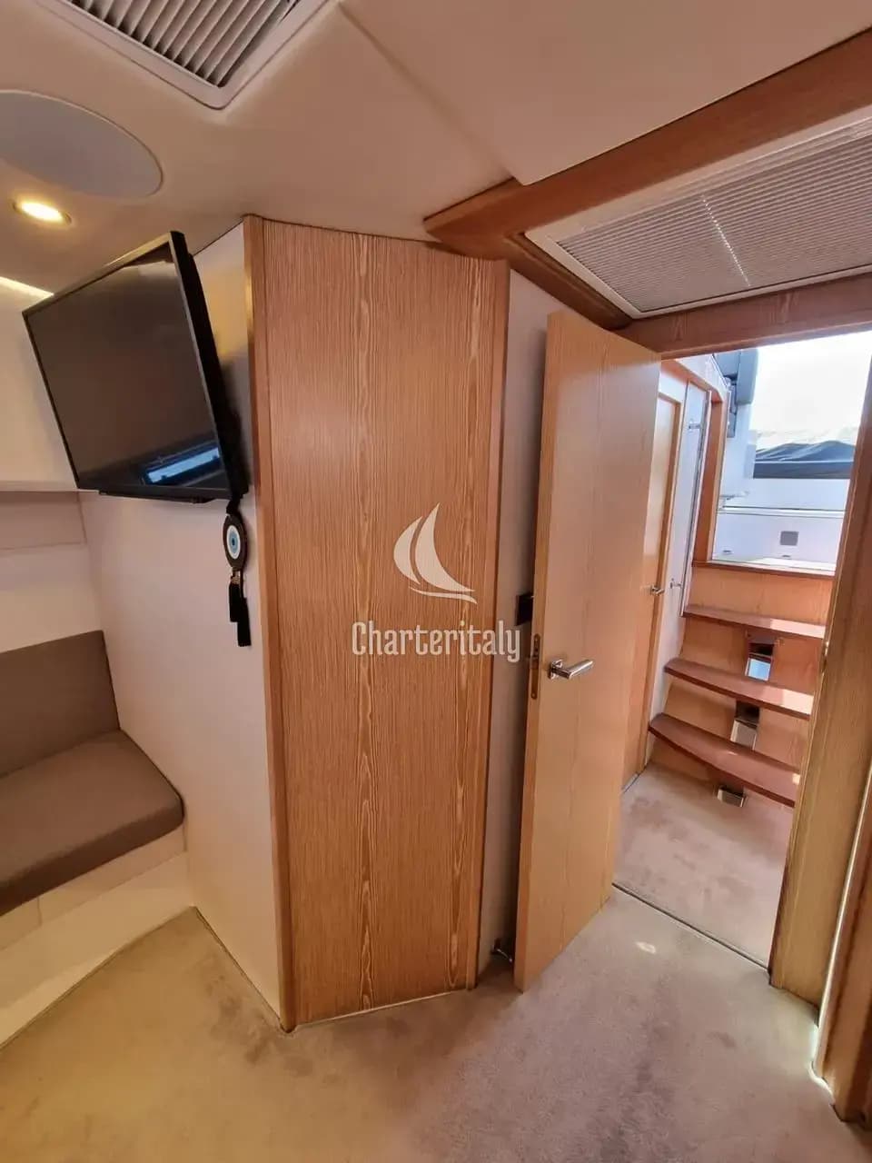 Fjord 52 Open - Omega 2 - 11