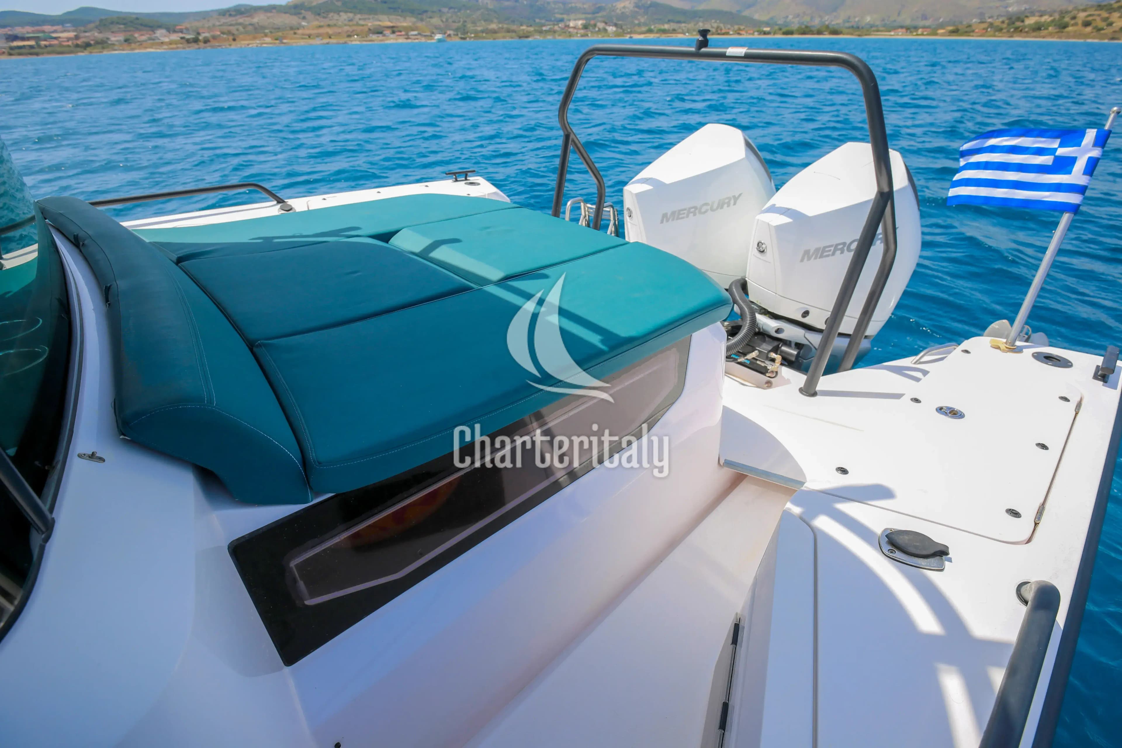 Axopar 37 XC Cross Cabin - DIONNE - 5