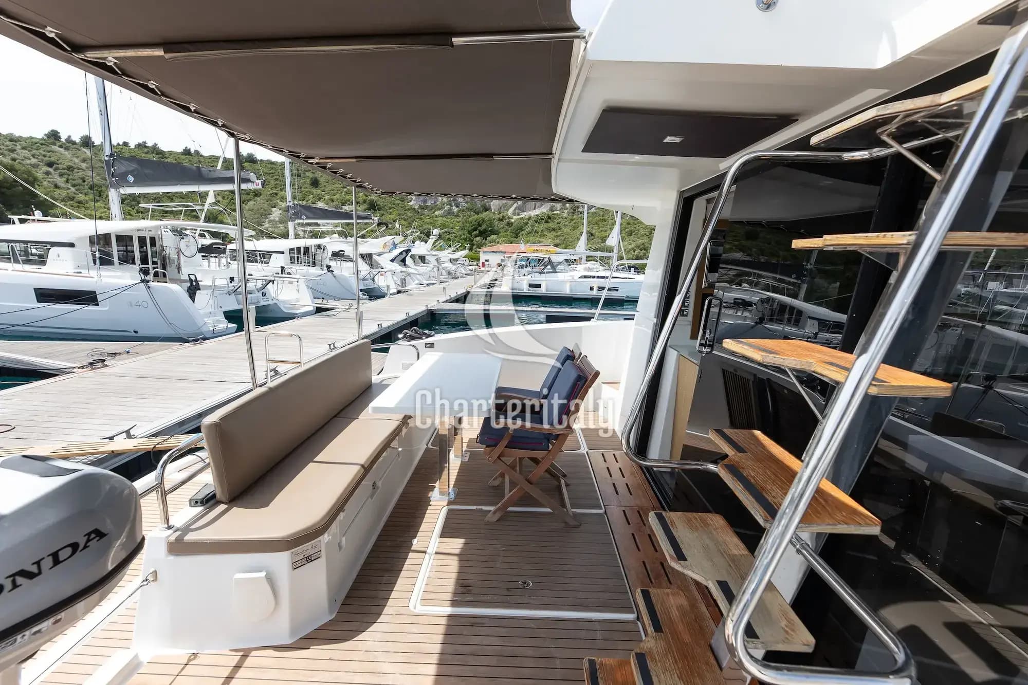 Fountaine Pajot MY 37 - Dream Star - 6