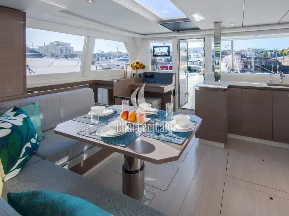 Leopard 42 - Moorings 4200/3/3 Club - 9