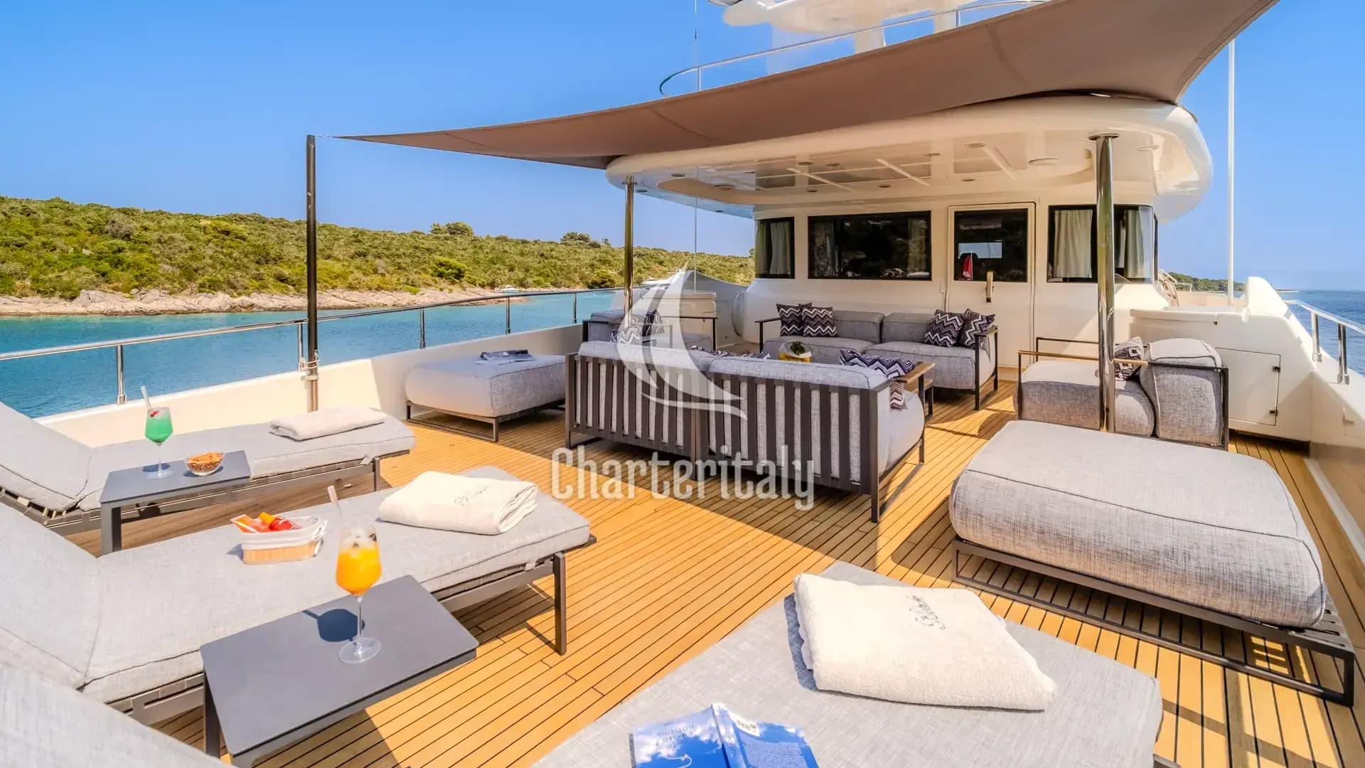 Motoryacht - Klobuk - 4
