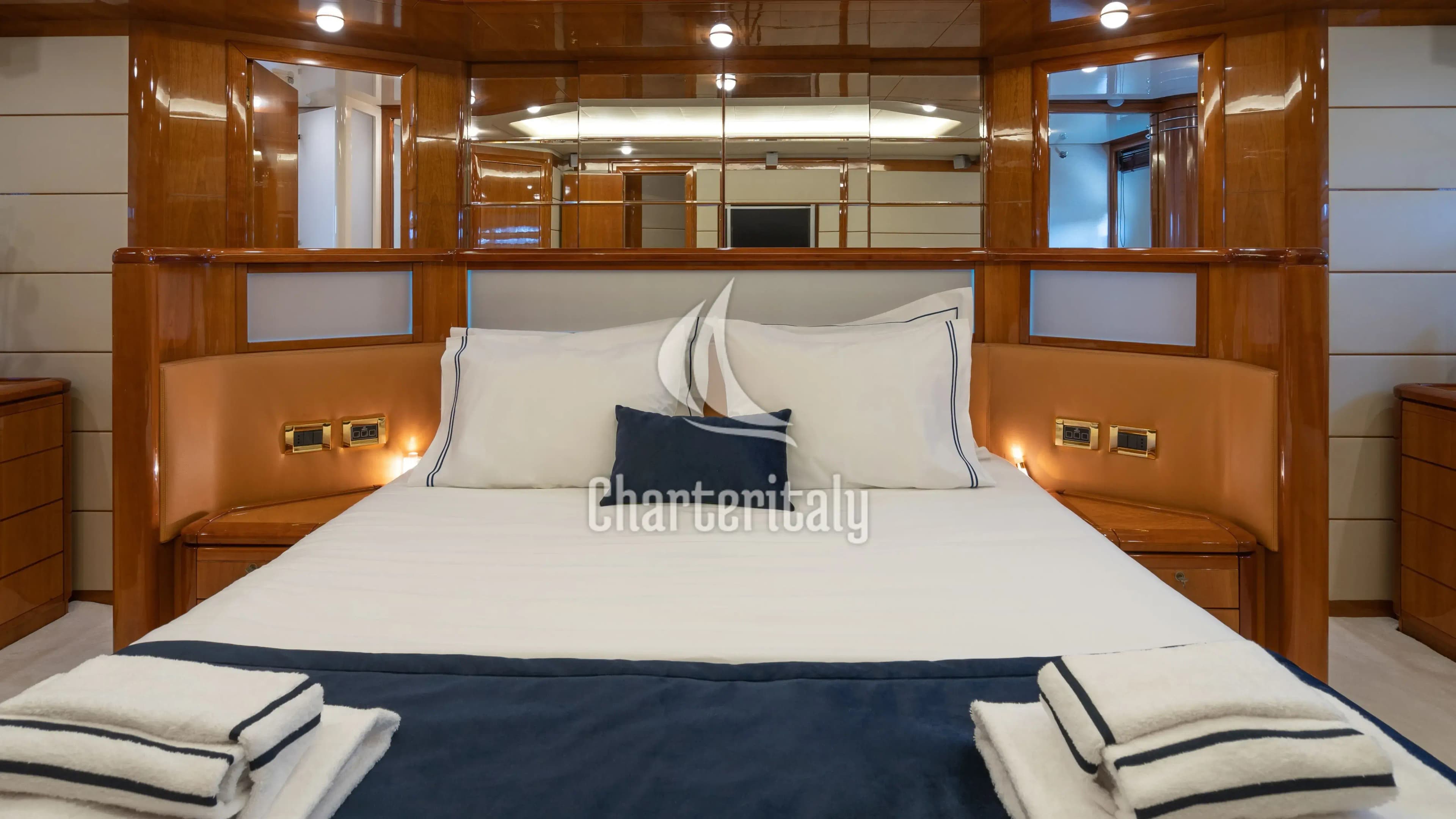Ferretti 880 - ESTIA YI - 10