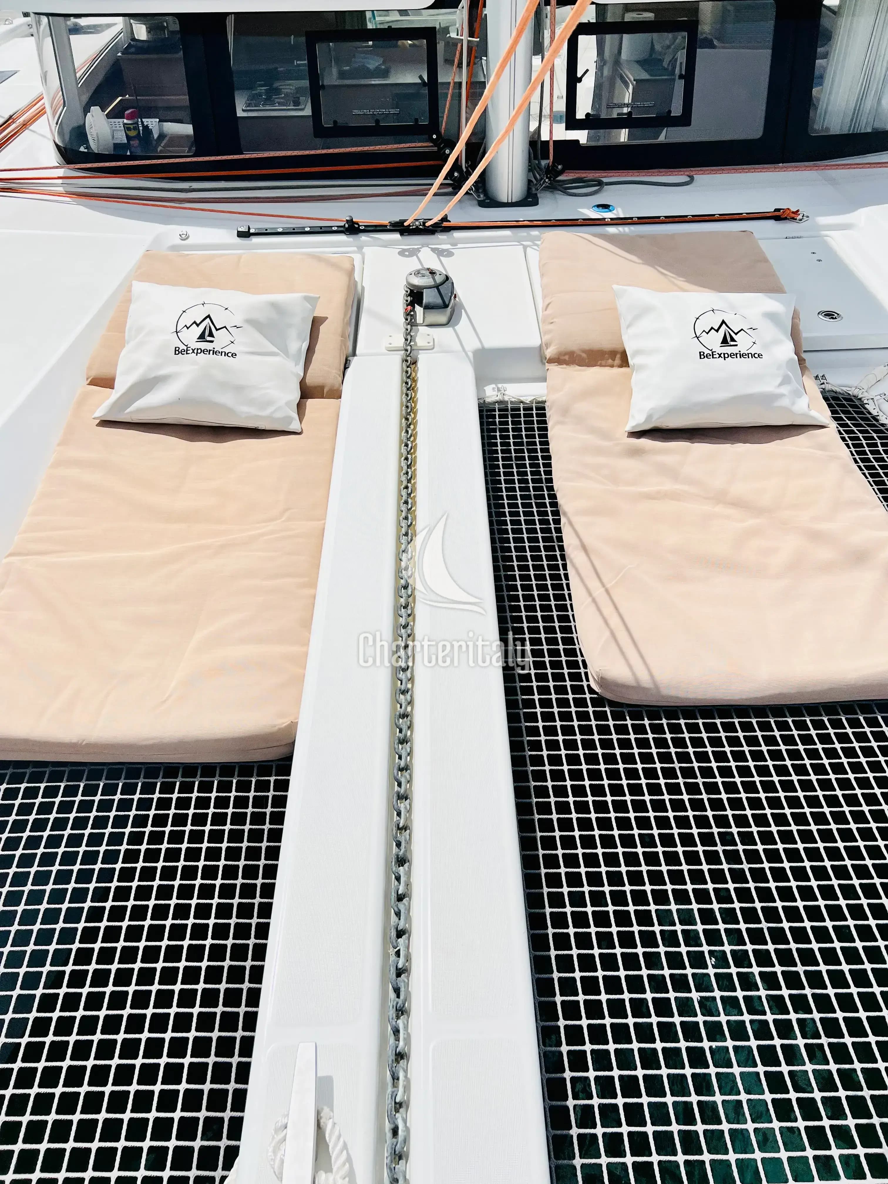 Excess 11 - YEMAYA Denia BAREBOAT - 17