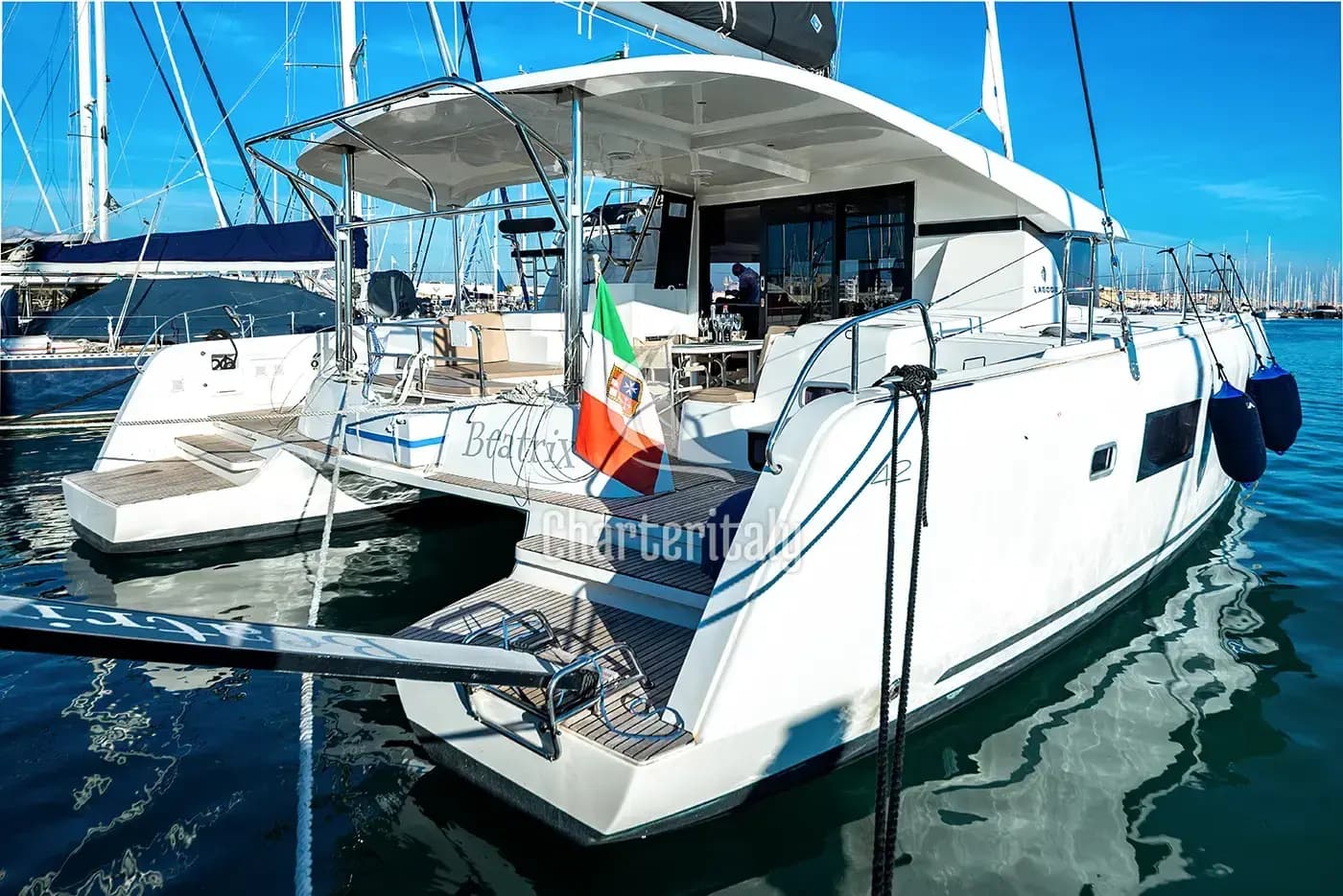 Lagoon 42 - Beatrix - 2