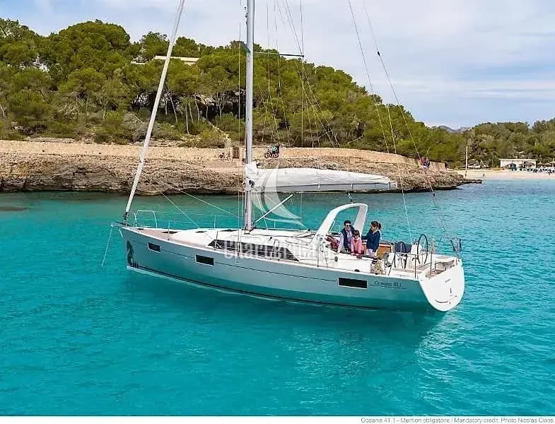 Oceanis 41.1 - LASLOUDIR III_DB - 4
