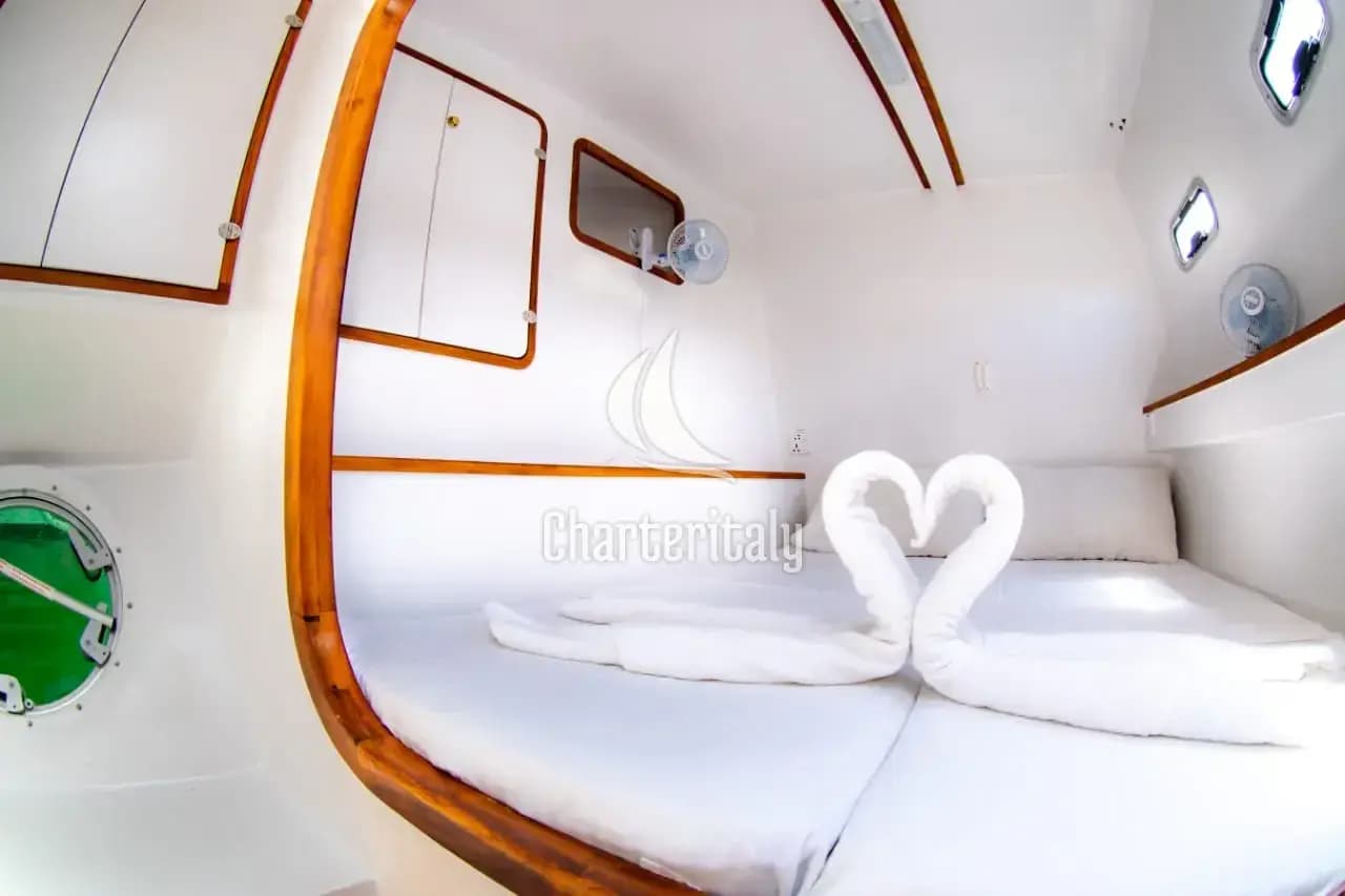 Catamaran - Emerald (cabin 4) - 2