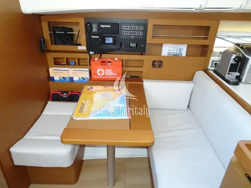 Sun Odyssey 490 - ALFADER - 12