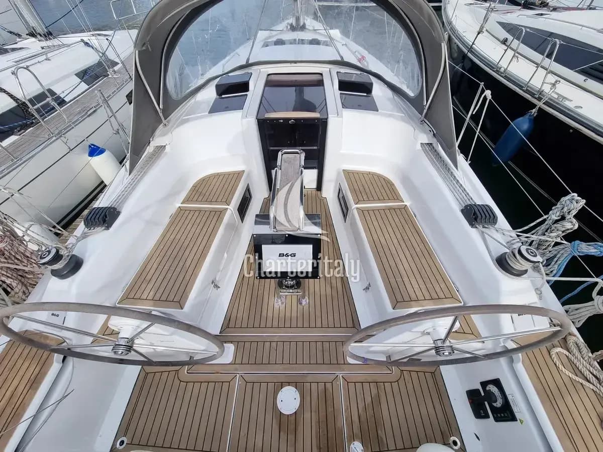 Hanse 348 - First Wind - 3
