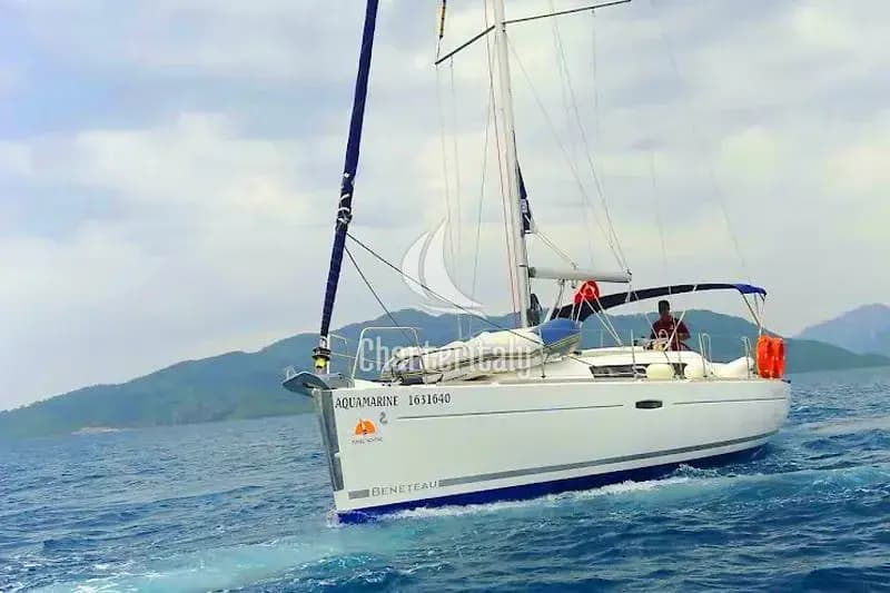 Oceanis 34 - Aquamarine - 3