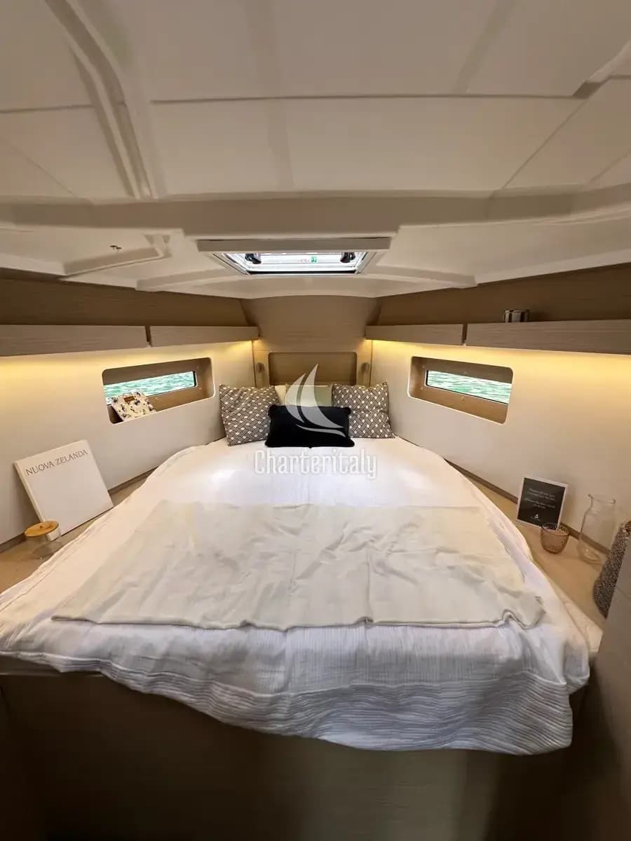 Oceanis 37.1 - Aquarius - 3