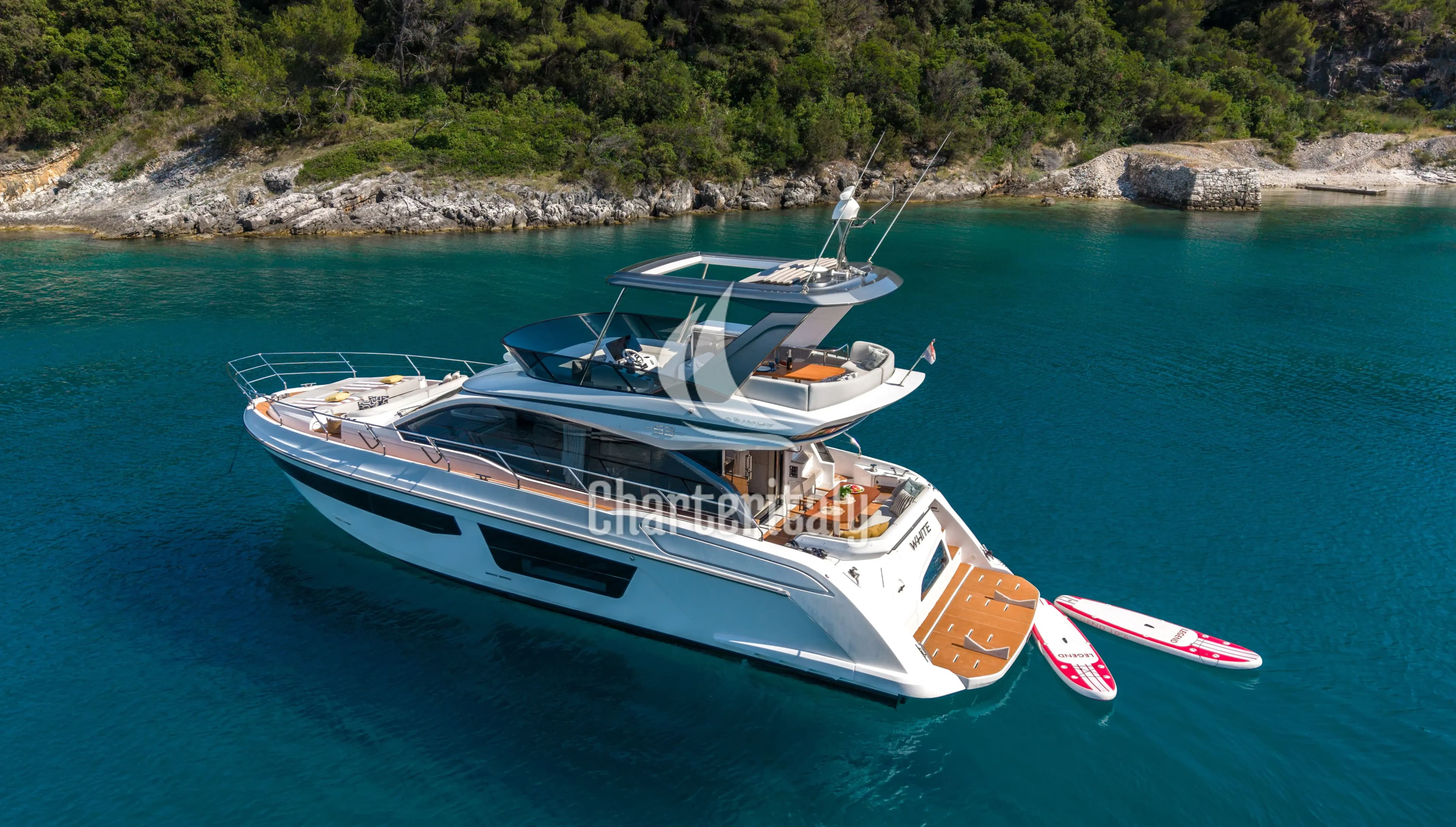 Azimut 53 Fly - White - 1