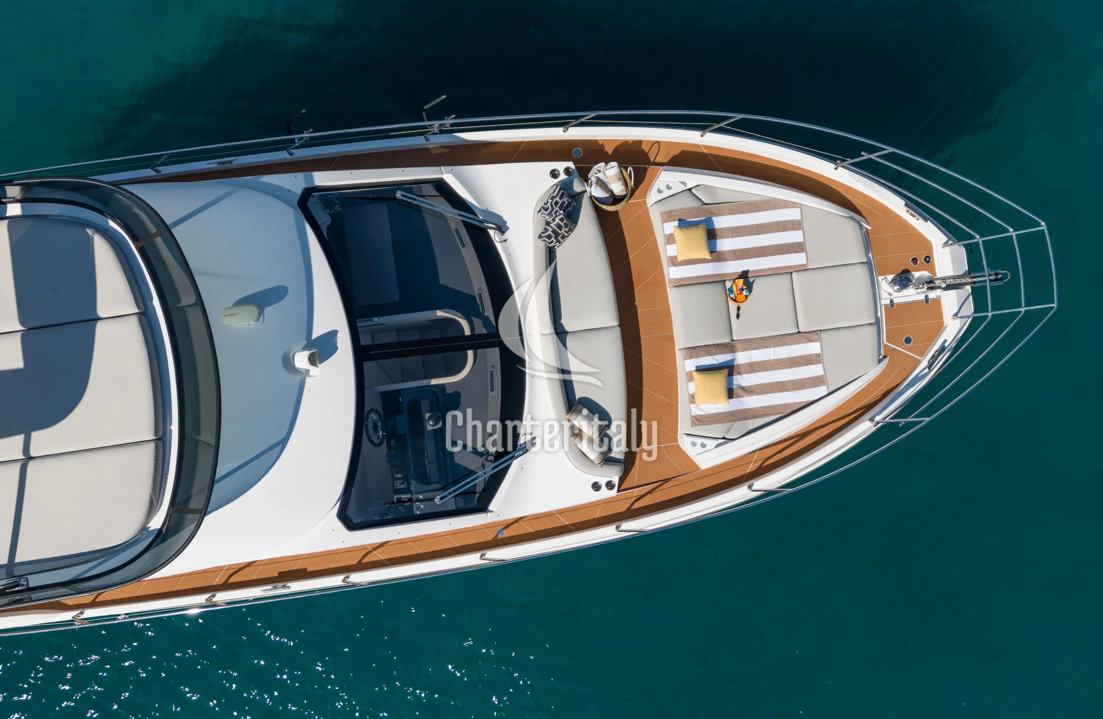 Azimut 53 Fly - White - 10