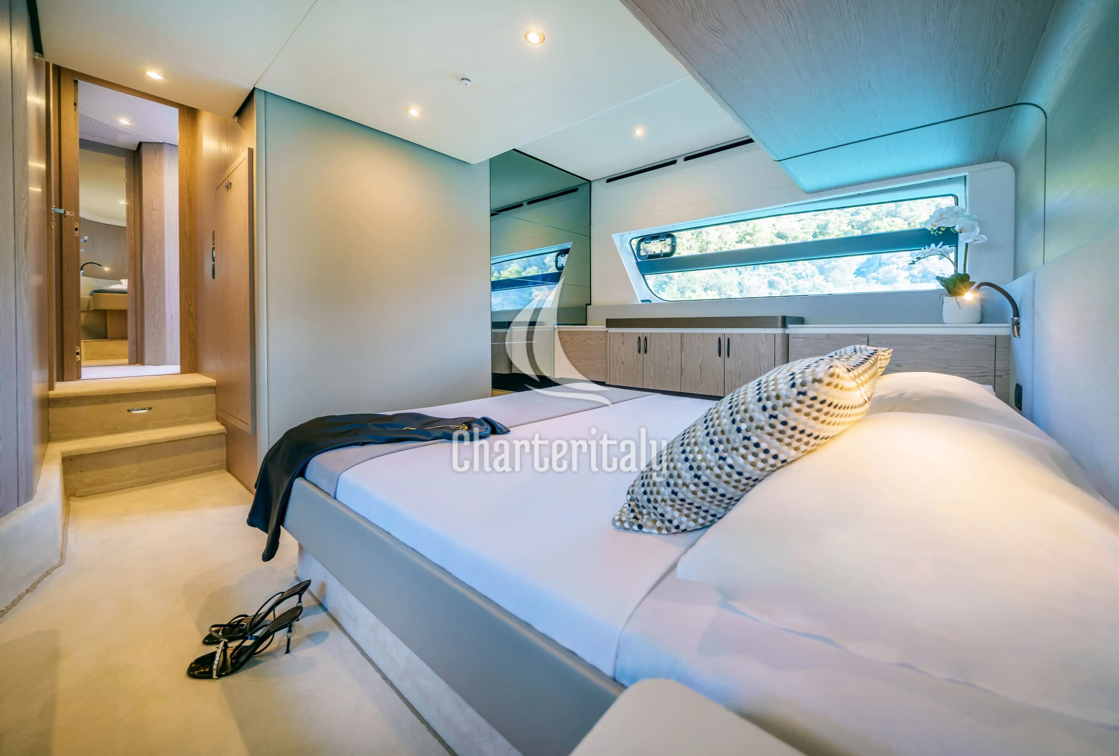 Azimut 53 Fly - White - 20