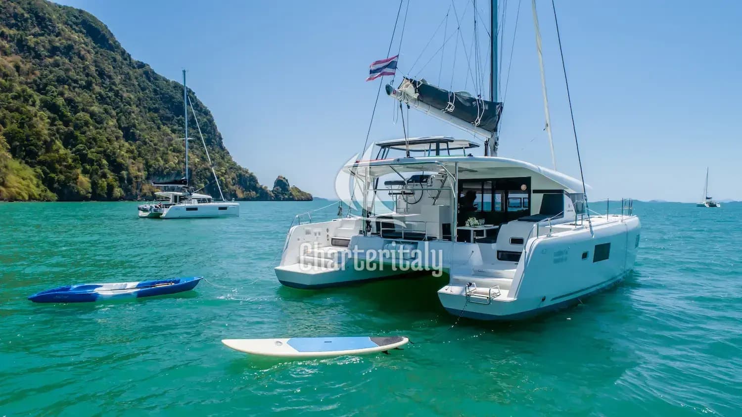 Lagoon 42 - Cloud Dancer - 27